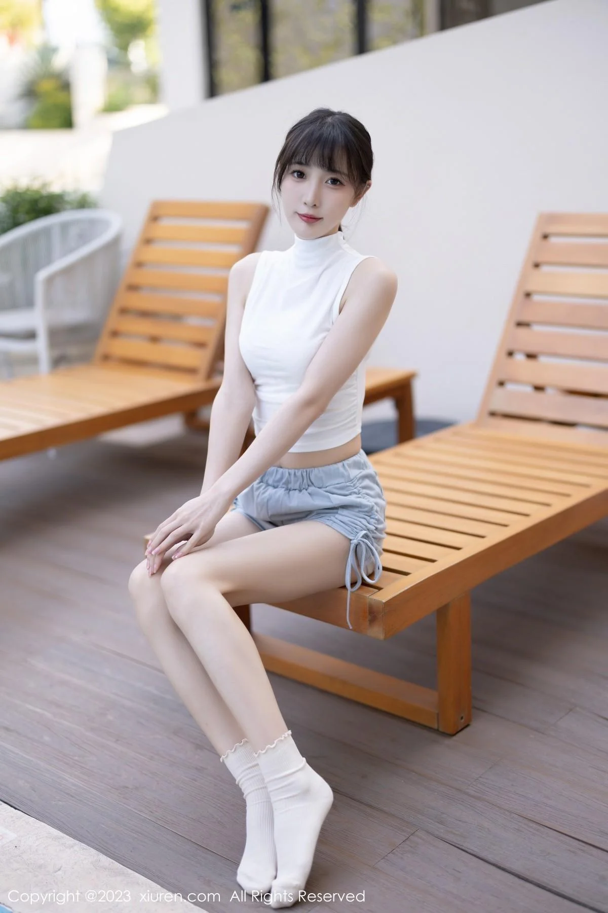 林星阑蓝灰色连衣短裙露米色蕾丝内衣秀曼妙身姿绝美写真 第 16 张