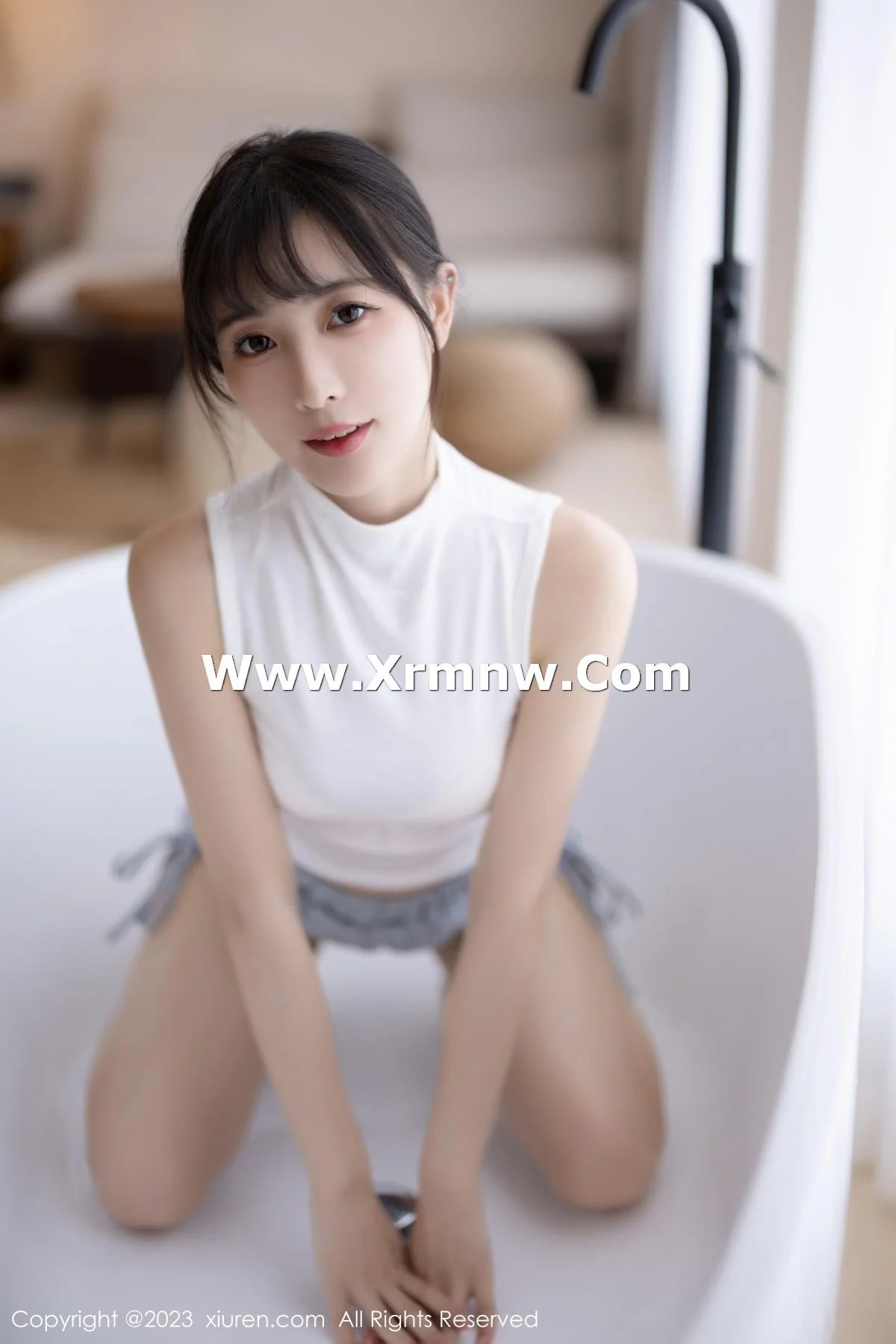 林星阑蓝灰色连衣短裙露米色蕾丝内衣秀曼妙身姿绝美写真 第 36 张