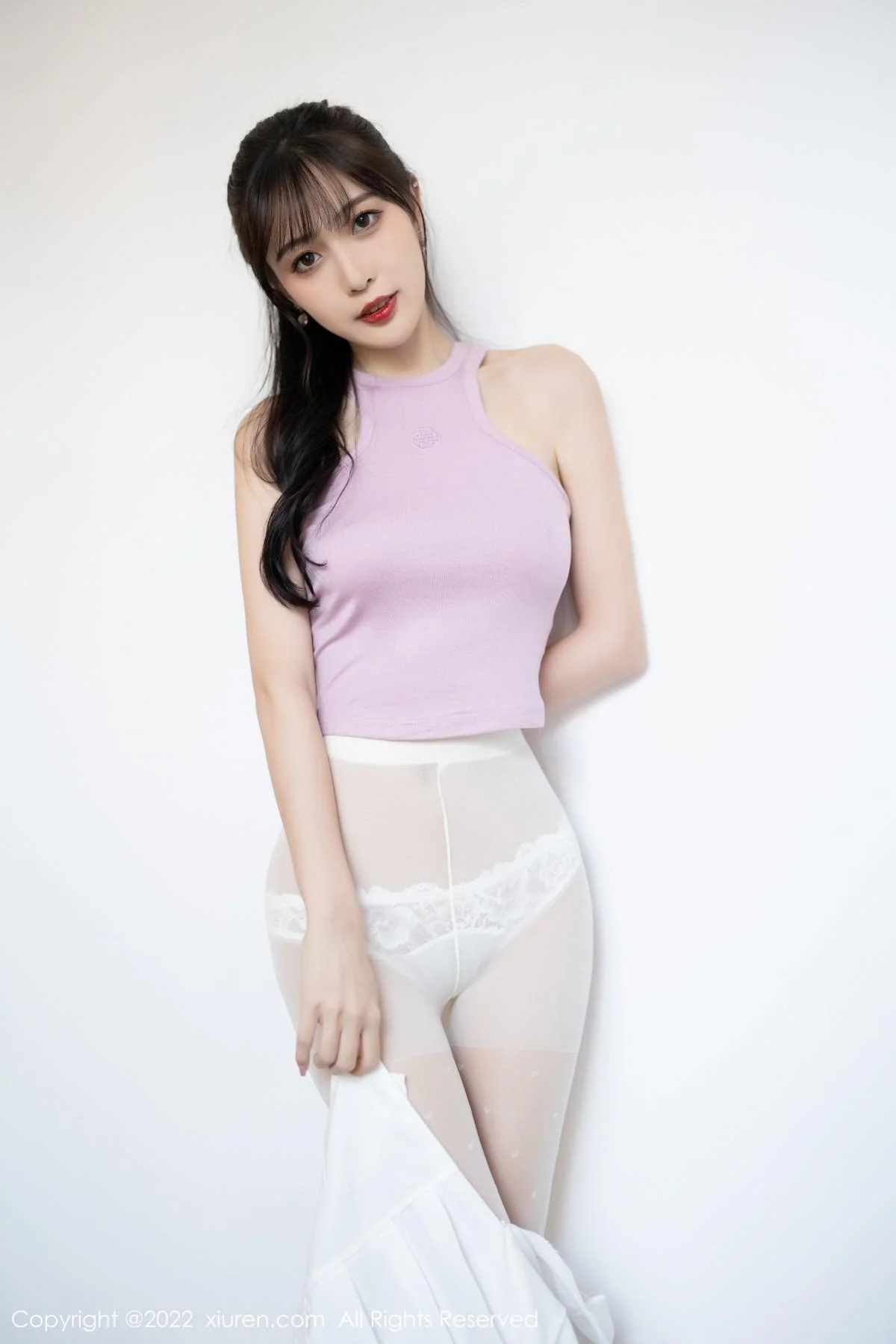 林星阑性感淡紫真空上衣配白短裙秀曼妙身姿迷人绝美写真 第 40 张