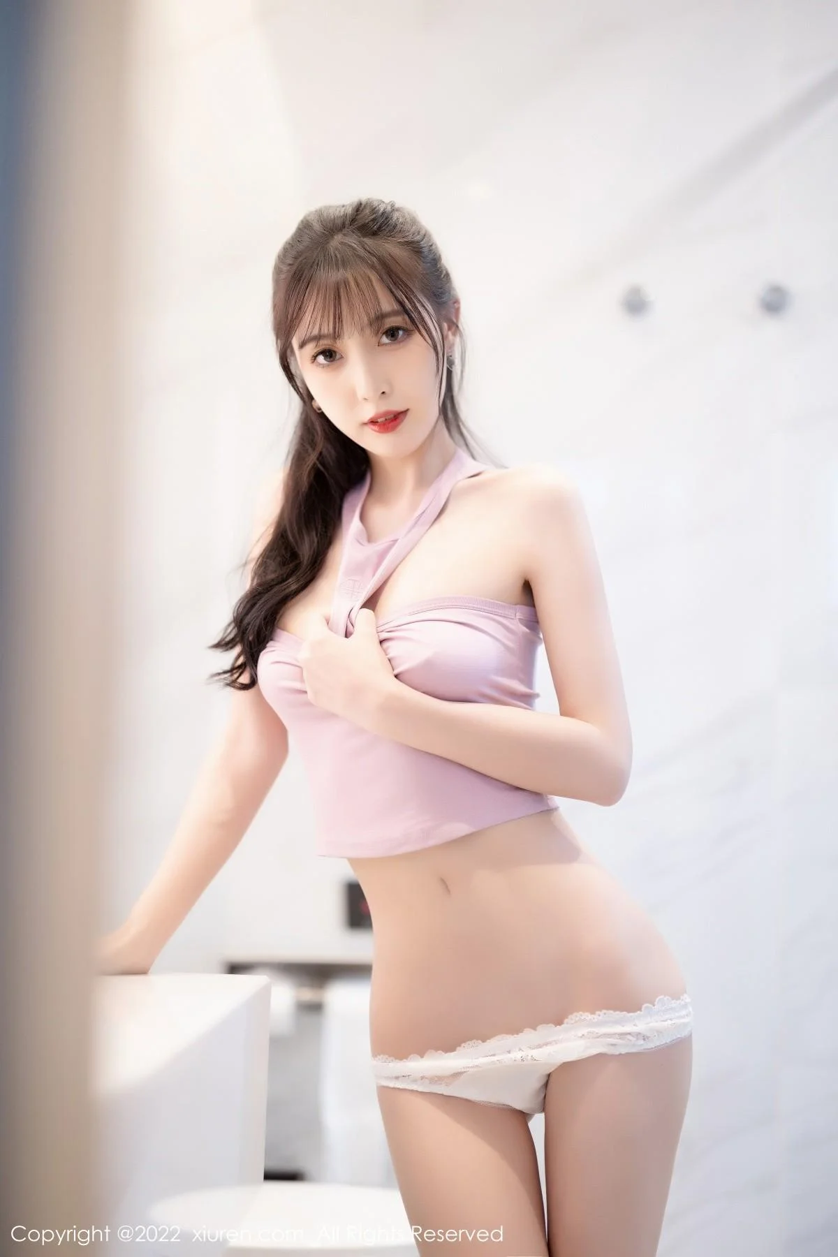 林星阑性感淡紫真空上衣配白短裙秀曼妙身姿迷人绝美写真 第 78 张