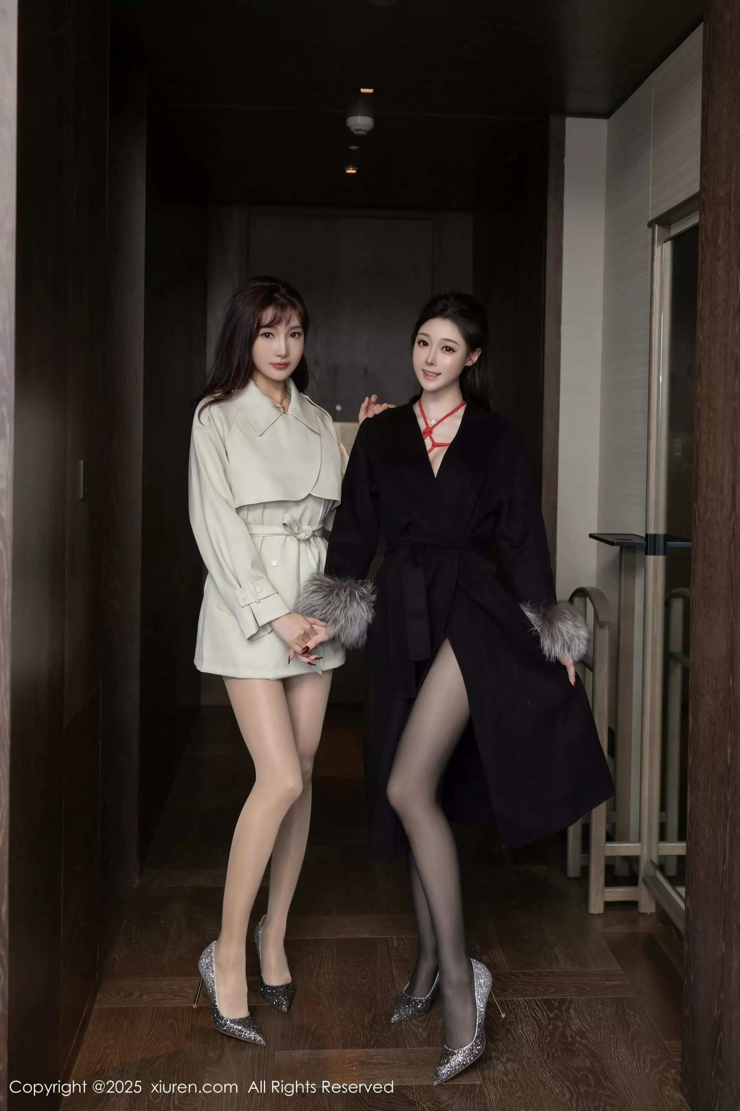 合集陆萱萱＆小逗逗绳艺捆绑情趣内衣秀惹火身材绝美写真 第 5 张