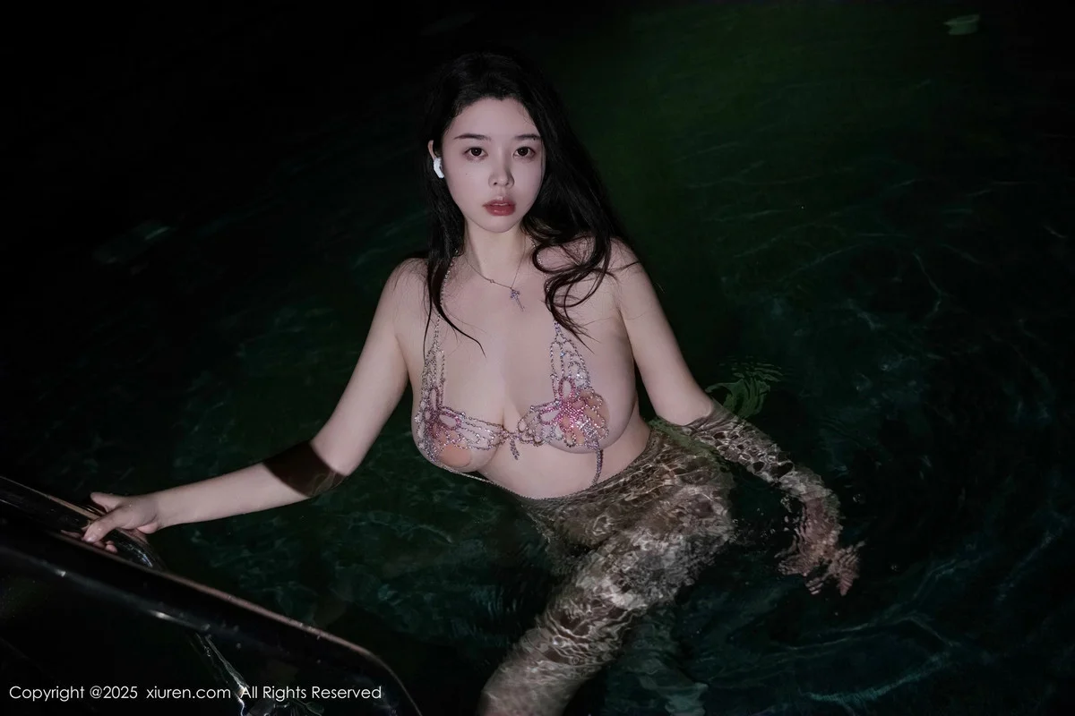 合集樱桃小犊子＆蕾蕾醒了没户外性感情趣内衣惹火绝美写真 第 44 张
