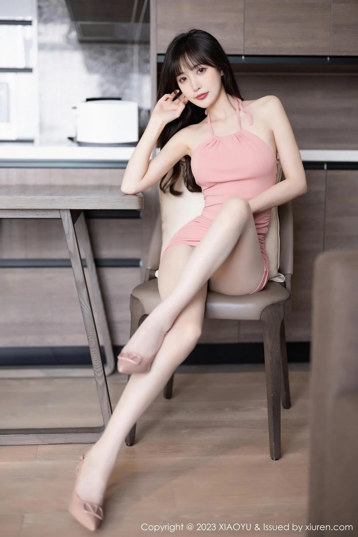 林星阑性感粉色露肩连衣裙配超薄肉丝秀曼妙身姿绝美写真 第 63 张