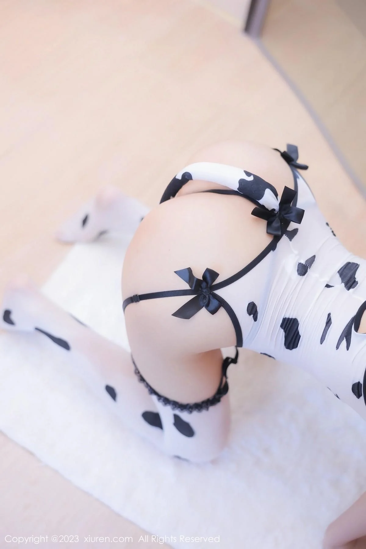 幼幼私房性感情趣奶牛装服饰秀完美身材迷人绝美写真 第 72 张