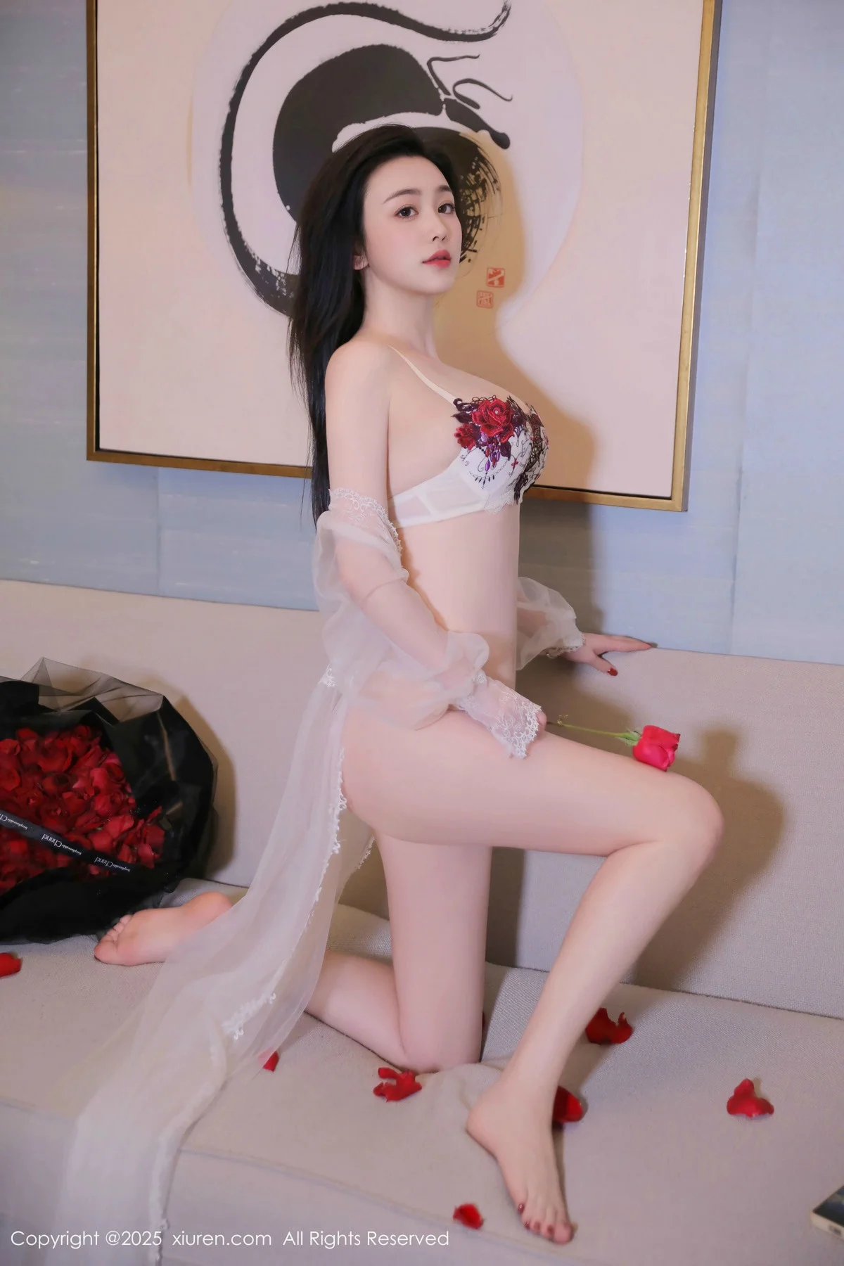 乔娜娜性感白色薄纱露黑白比基尼秀凹凸有致身材绝美写真 第 55 张