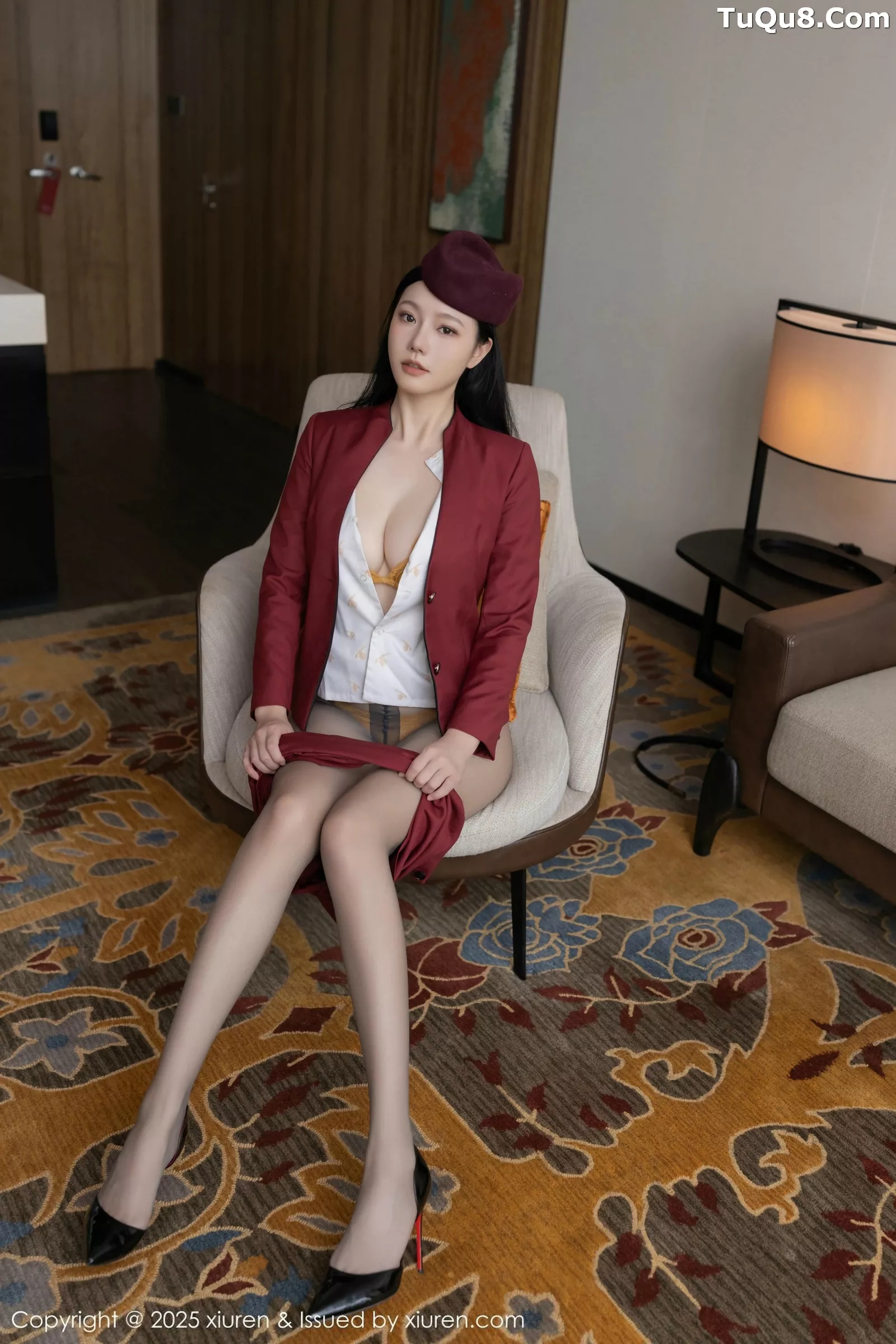 安然anran红色空姐制服露黄色蕾丝内衣秀完美身材绝美写真 第 40 张