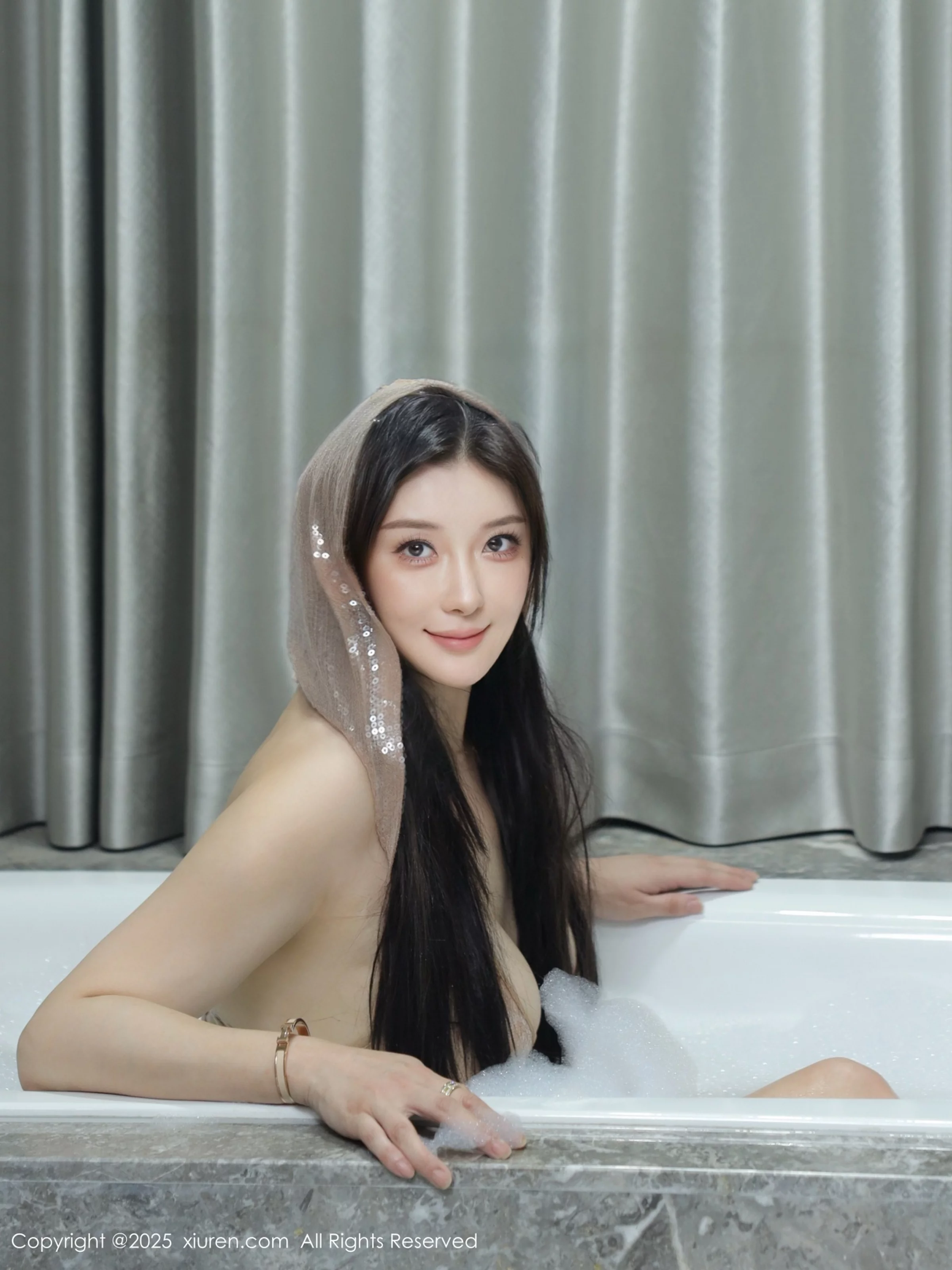 苏一诺浴室场景性感肉色亮片比基尼秀曼妙身姿绝美写真 第 81 张