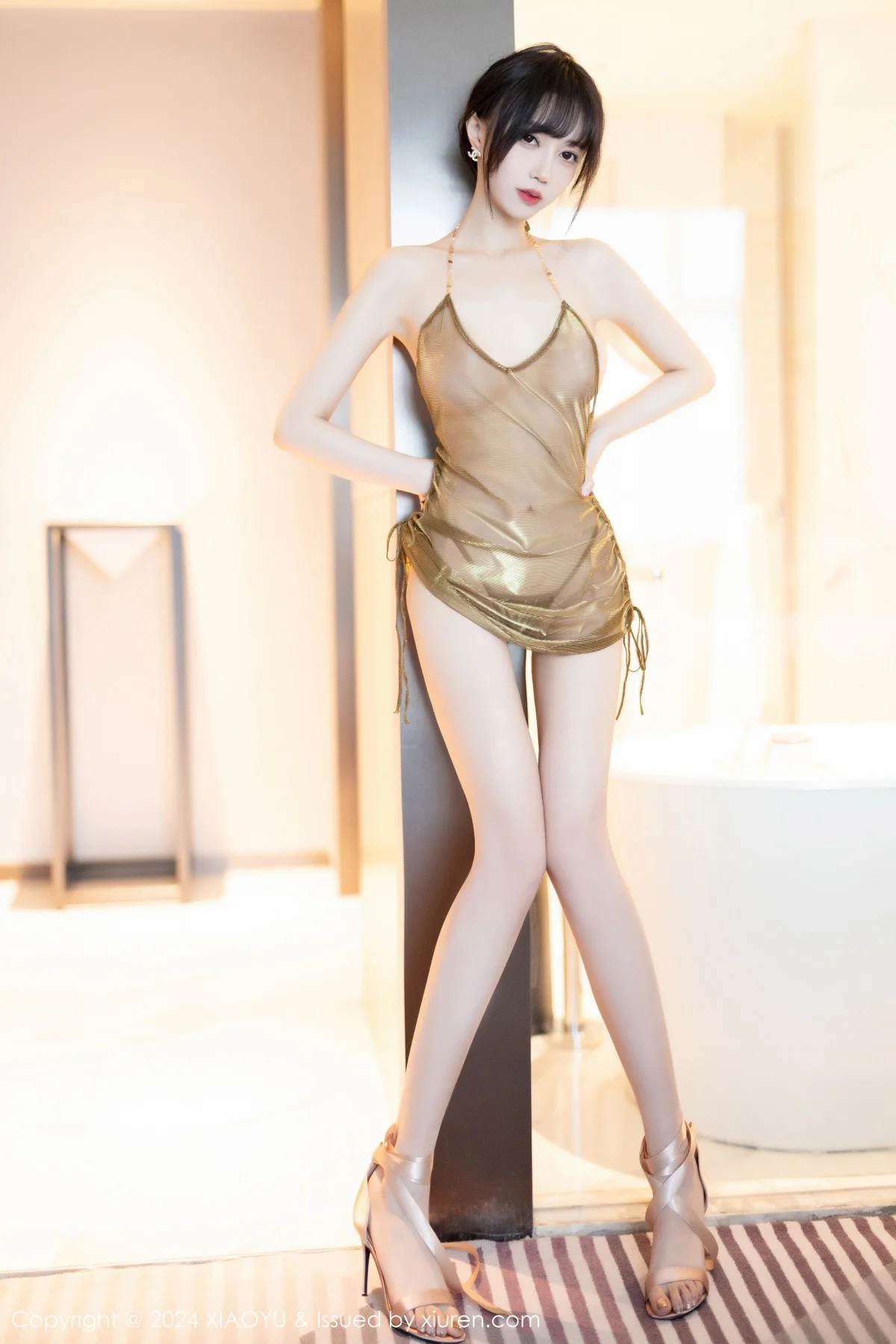 玥儿玥er性感白色情趣旗袍配原色丝袜秀曼妙身姿绝美写真 第 113 张