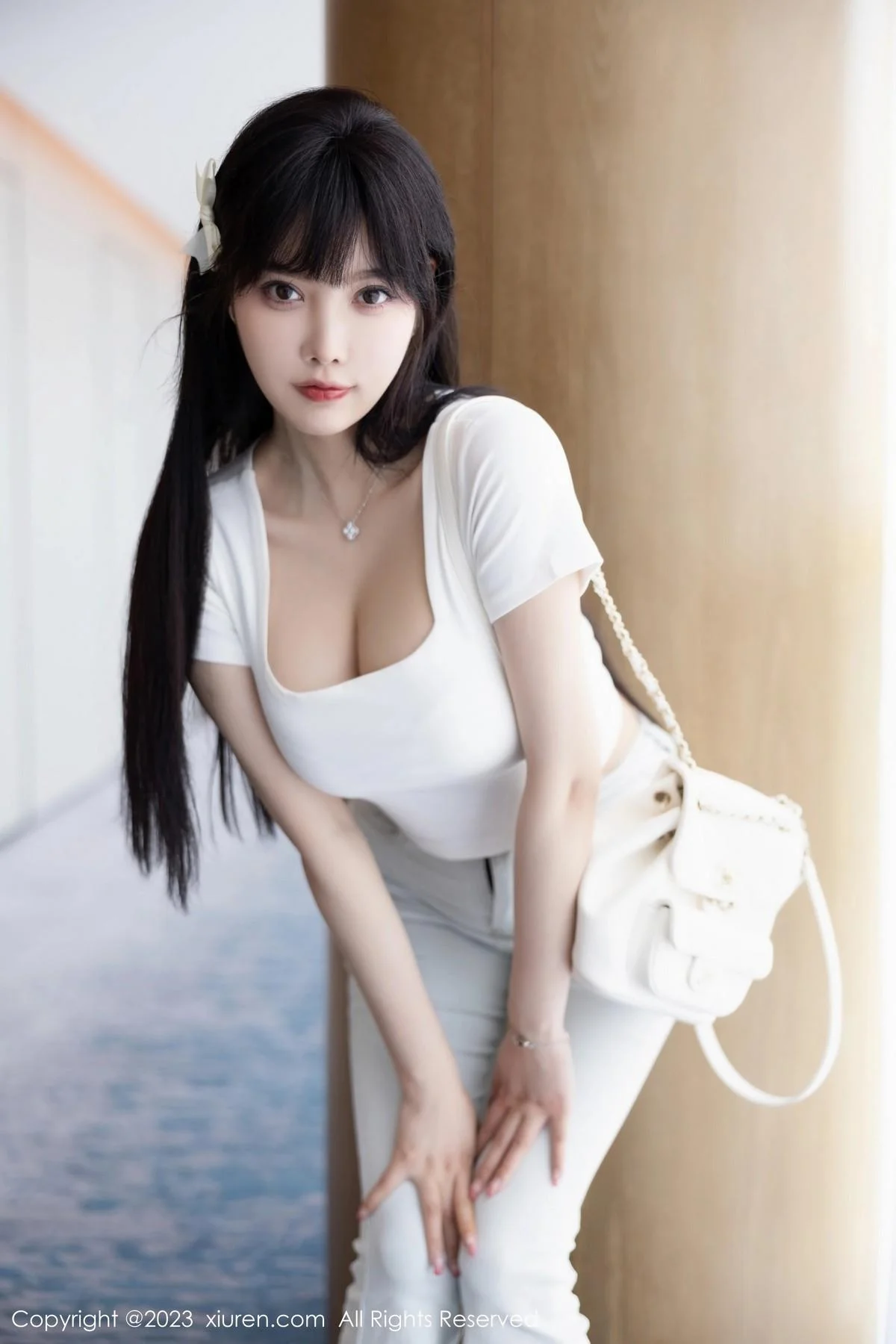 杨晨晨Yome私房性感浅色内衣配超薄无内肉丝完美绝美写真 第 14 张