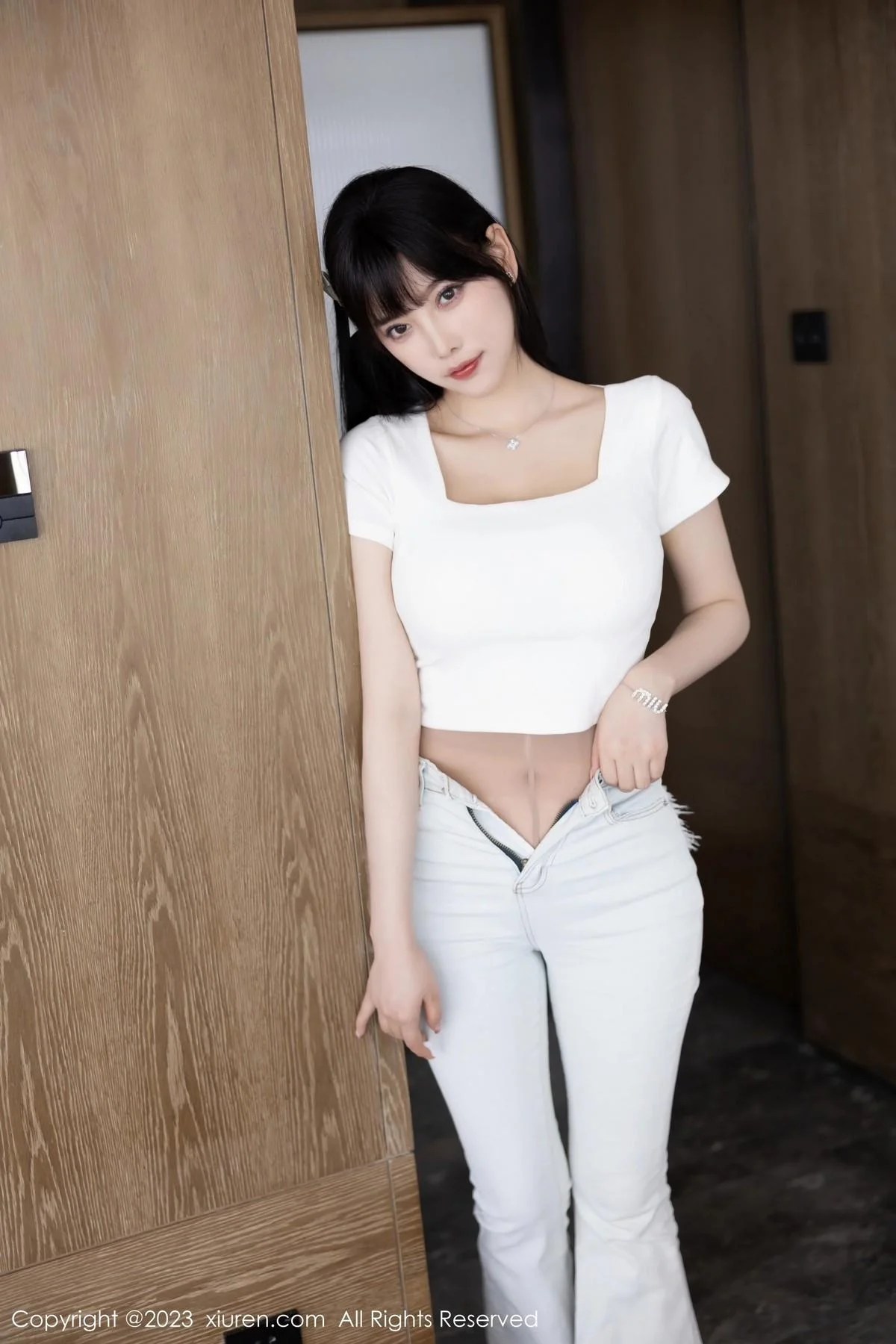 杨晨晨Yome私房性感浅色内衣配超薄无内肉丝完美绝美写真 第 26 张