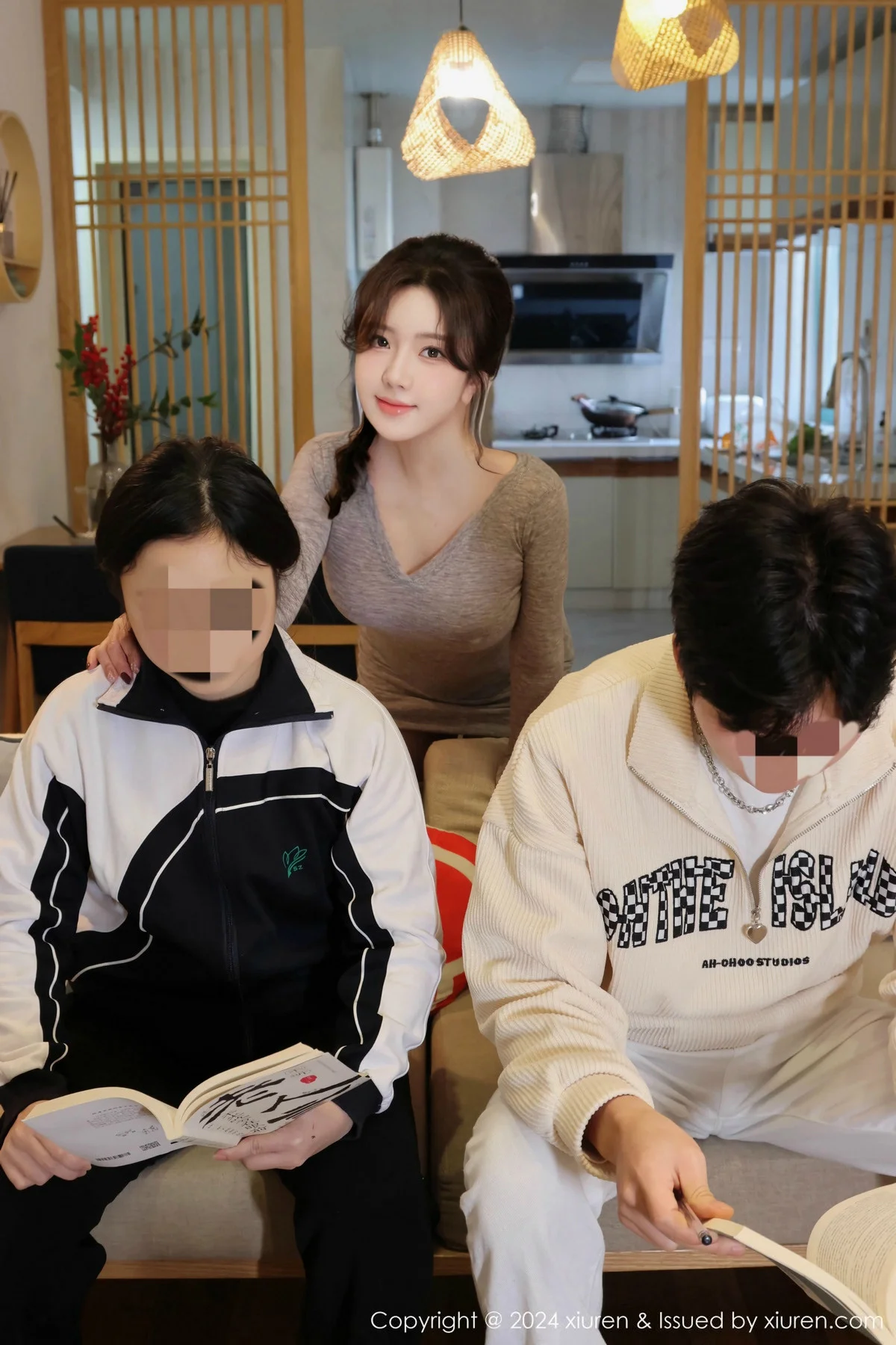 小薯条nienie聚会场景性感围裙配超薄黑丝秀曼妙身姿绝美写真 第 90 张