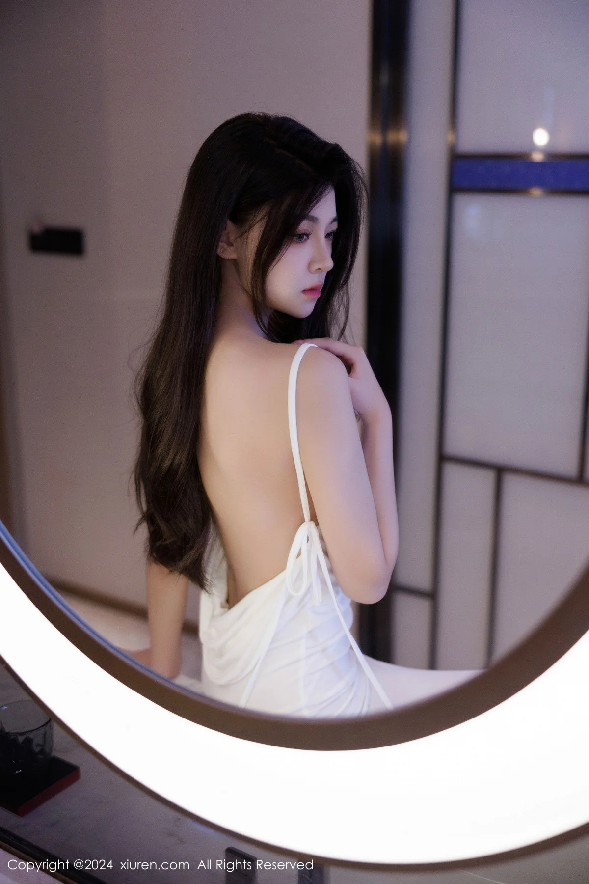 初梦瑶性感白色连衣长裙+黑色蕾丝服饰秀曼妙身姿绝美写真 第 10 张