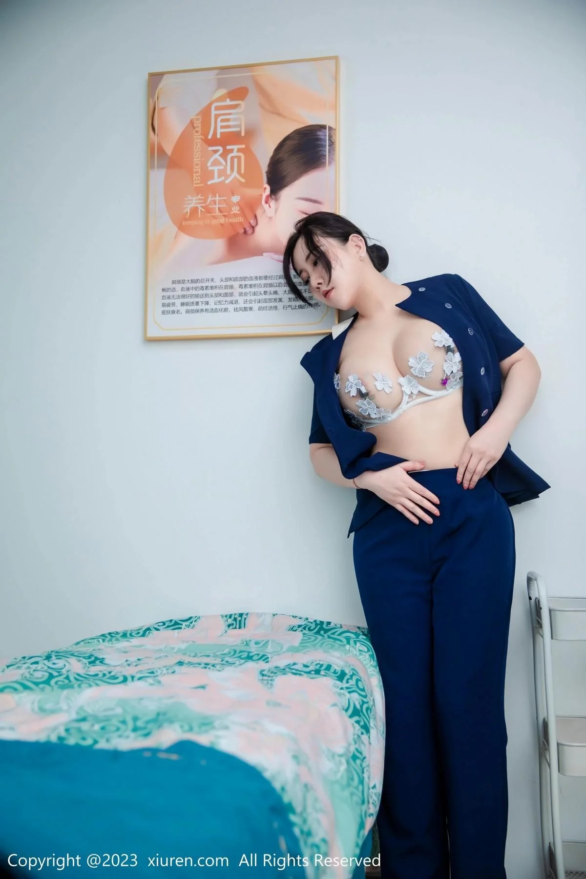 王婉悠Queen性感技师装扮脱制服露轻透薄纱内衣绝美写真 第 15 张