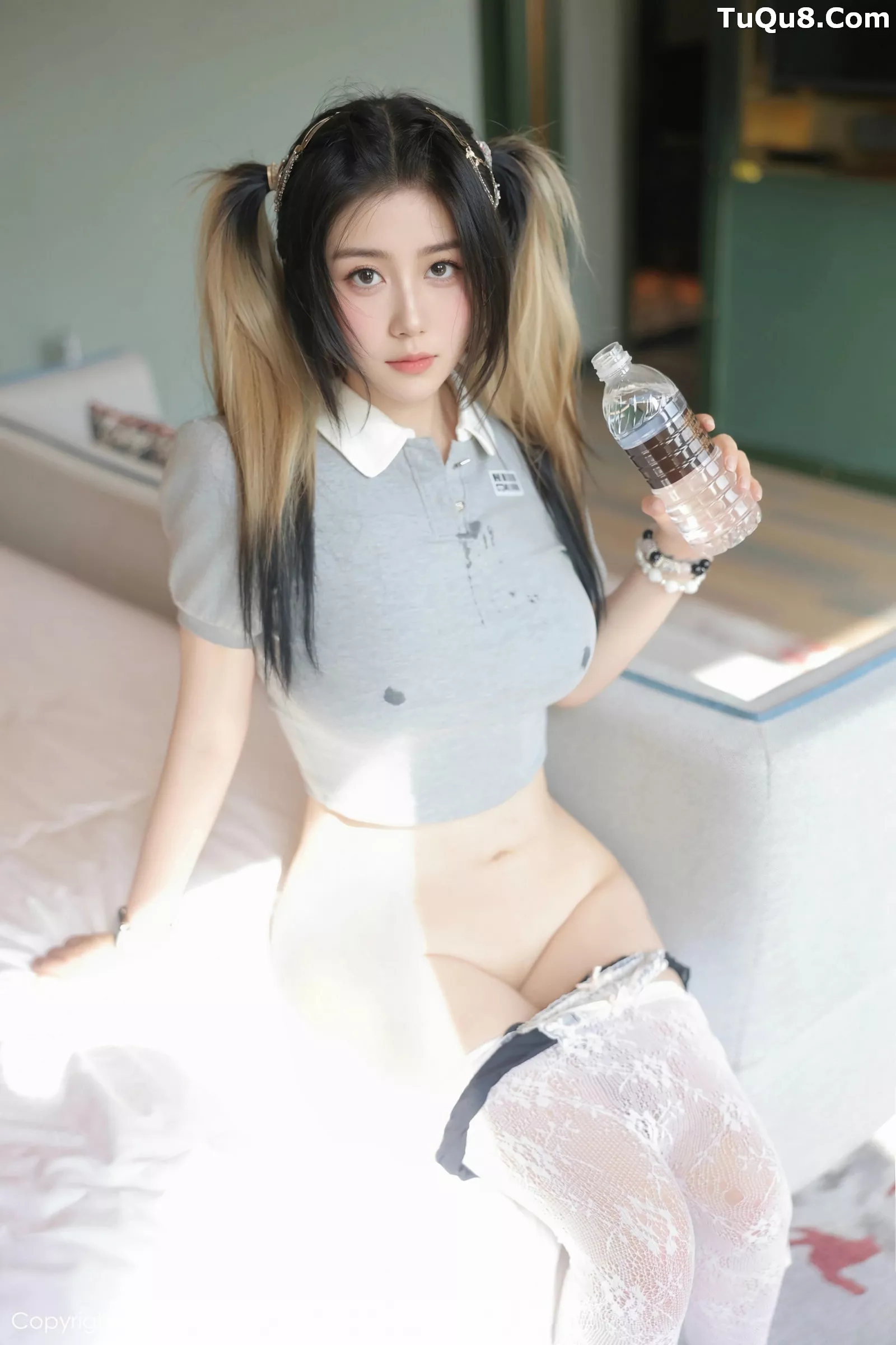 诺诺Hsu性感灰色服饰配白色蕾丝袜秀丰腴身材撩人绝美写真 第 115 张