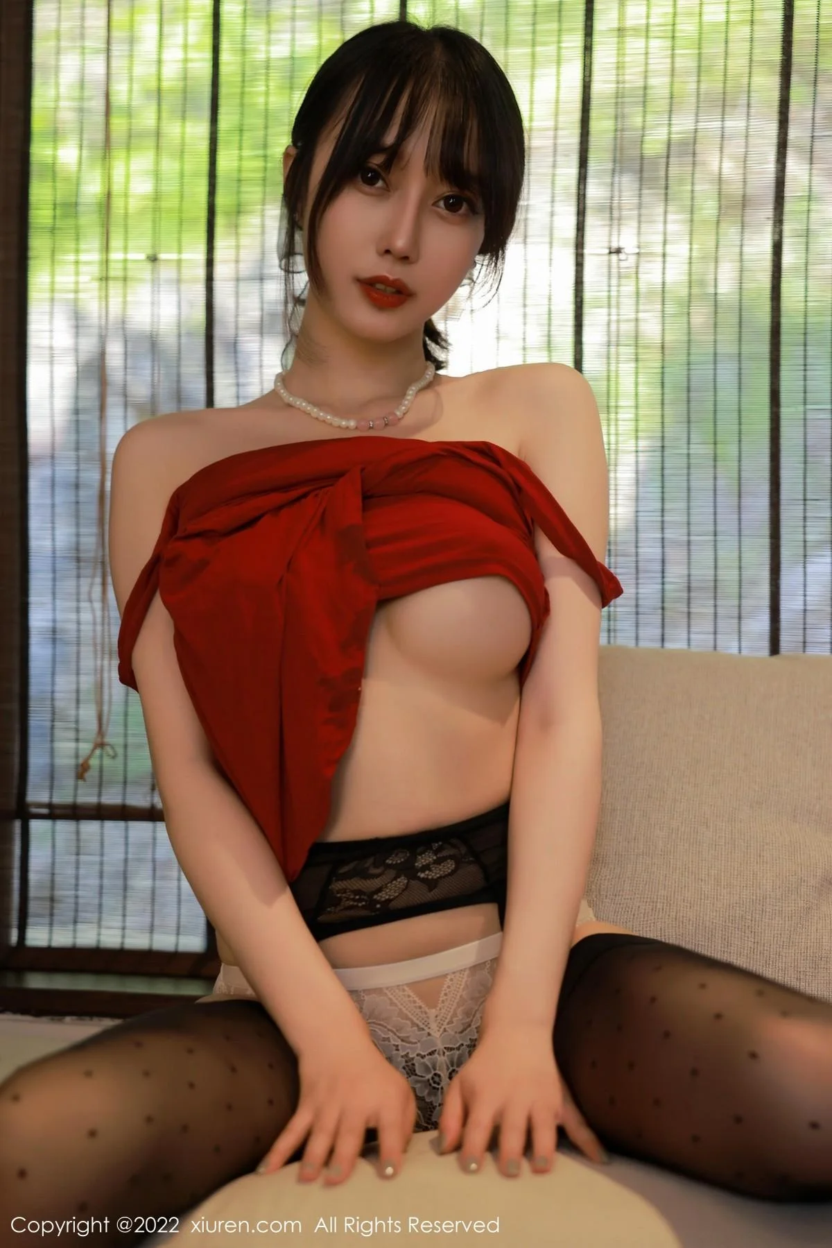 玥儿玥er澳门旅拍性感红色连衣裙配魅惑黑丝撩人绝美写真 第 40 张