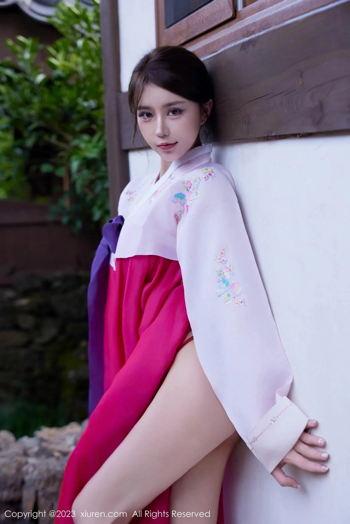 tina_甜仔性感红色大长今服饰半脱秀凹凸身材惹火绝美写真 第 25 张