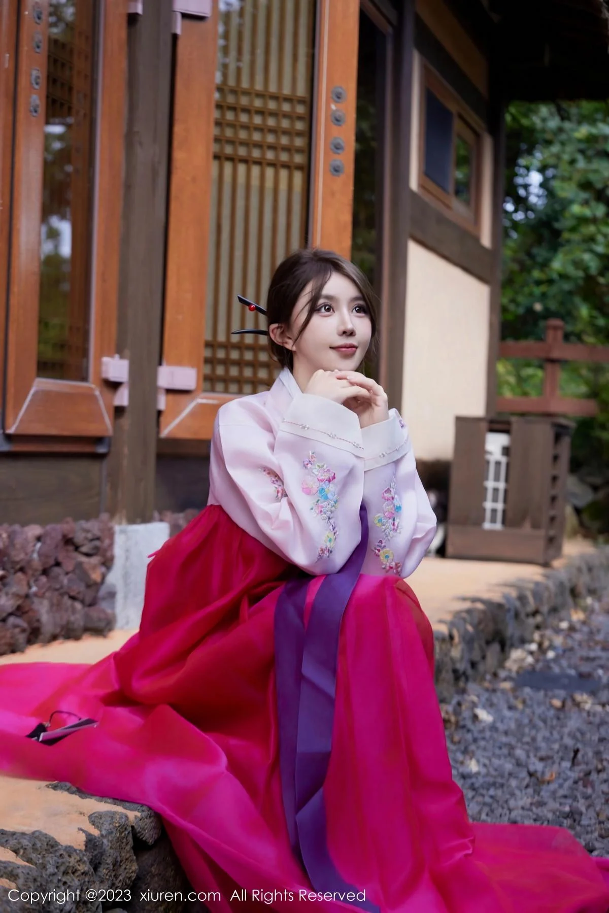 tina_甜仔性感红色大长今服饰半脱秀凹凸身材惹火绝美写真 第 7 张