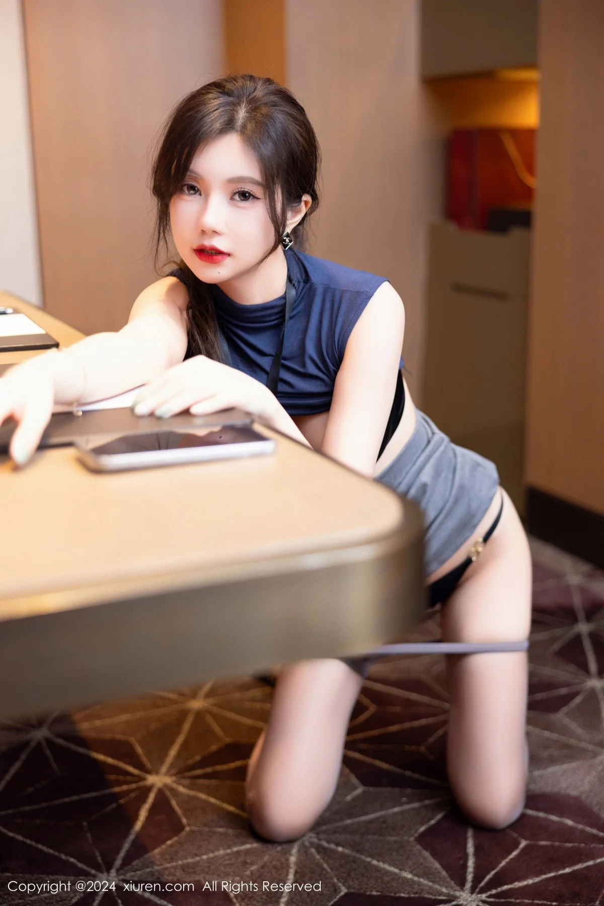 绮里嘉ula性感深色OL服饰配开档黑丝秀曼妙身材绝美写真 第 158 张