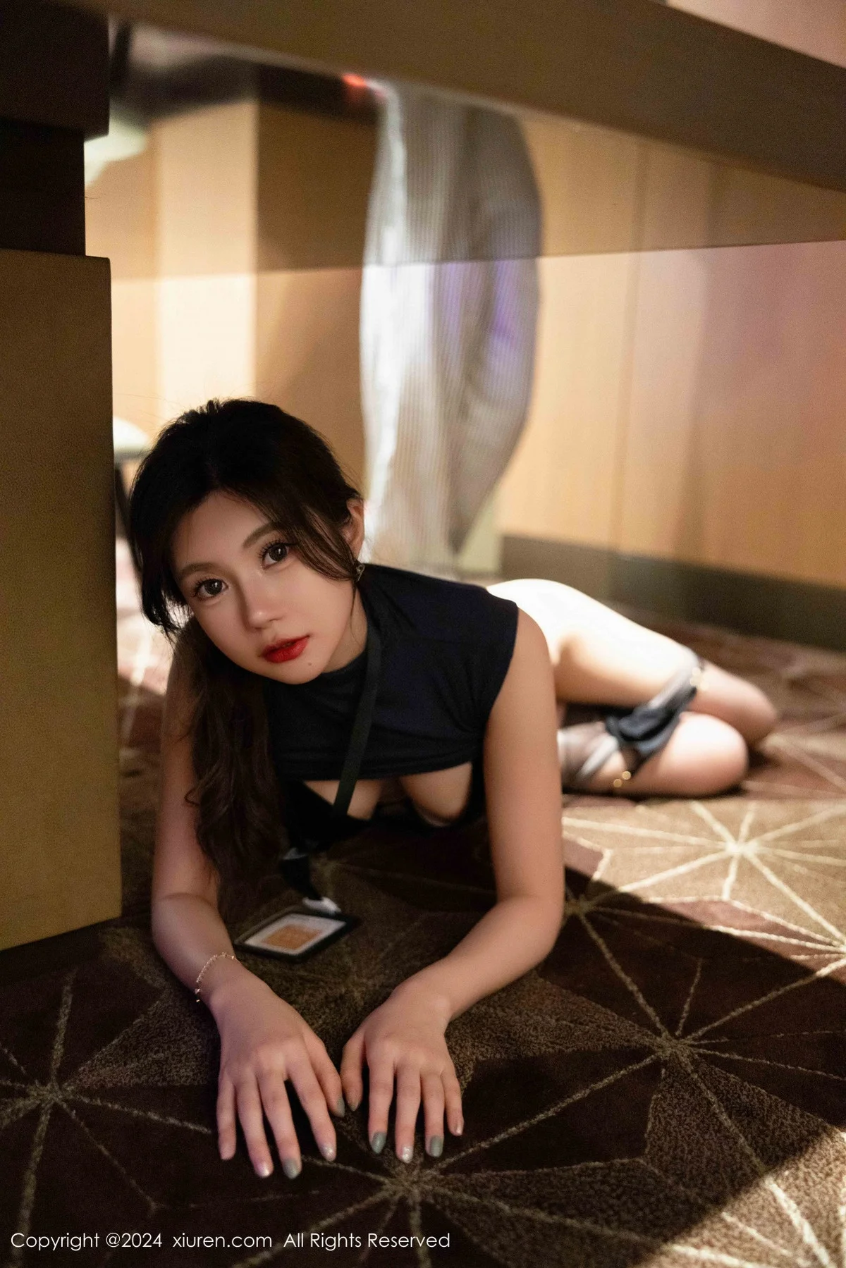绮里嘉ula性感深色OL服饰配开档黑丝秀曼妙身材绝美写真 第 175 张