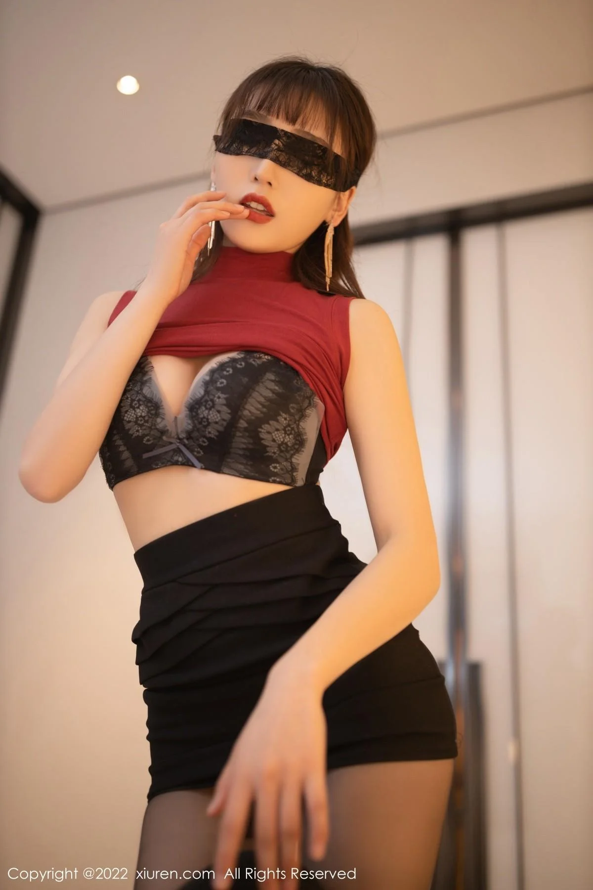 陆萱萱角色扮演半脱露蕾丝内衣超薄无内黑丝极致绝美写真 第 16 张