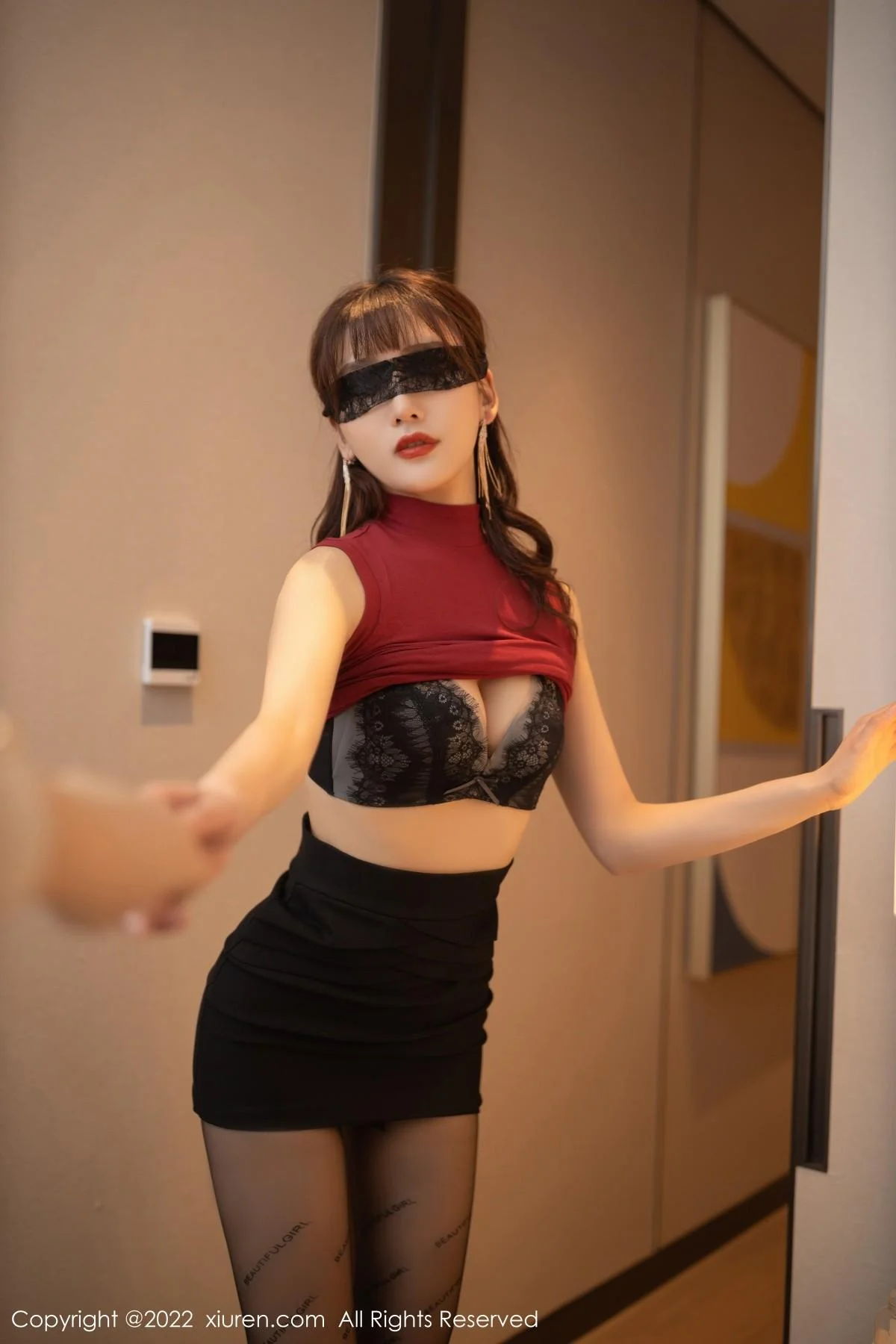 陆萱萱角色扮演半脱露蕾丝内衣超薄无内黑丝极致绝美写真 第 61 张