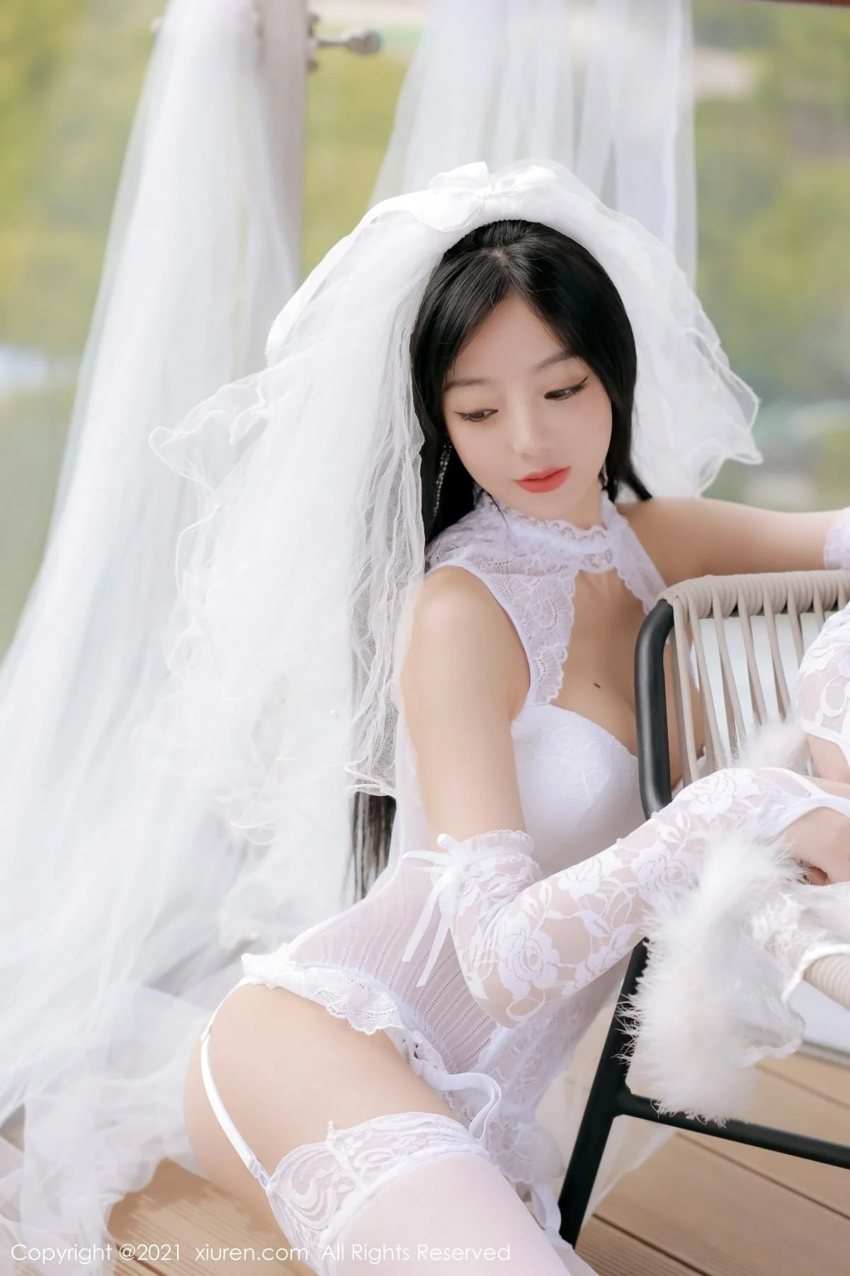 佘贝拉bella大理旅拍私房性感纯白婚纱配蕾丝吊袜绝美写真 第 39 张