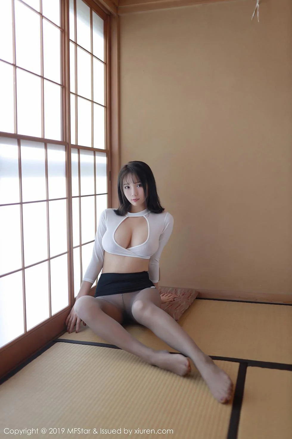 李可可日本旅拍透视雪纺深V露白嫩豪乳极致绝美写真 第 42 张