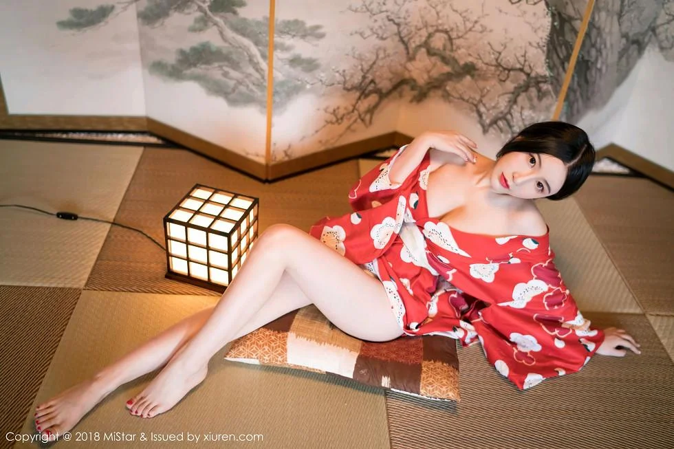谢芷馨Sindy北海道旅拍娇艳红色和服半露豪乳绝美写真 第 22 张