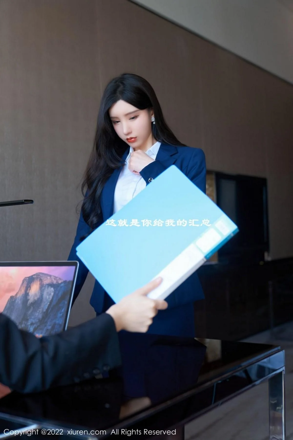 周于希Sally职场风云黑色蕾丝情趣内衣秀惹火身材绝美写真 第 46 张