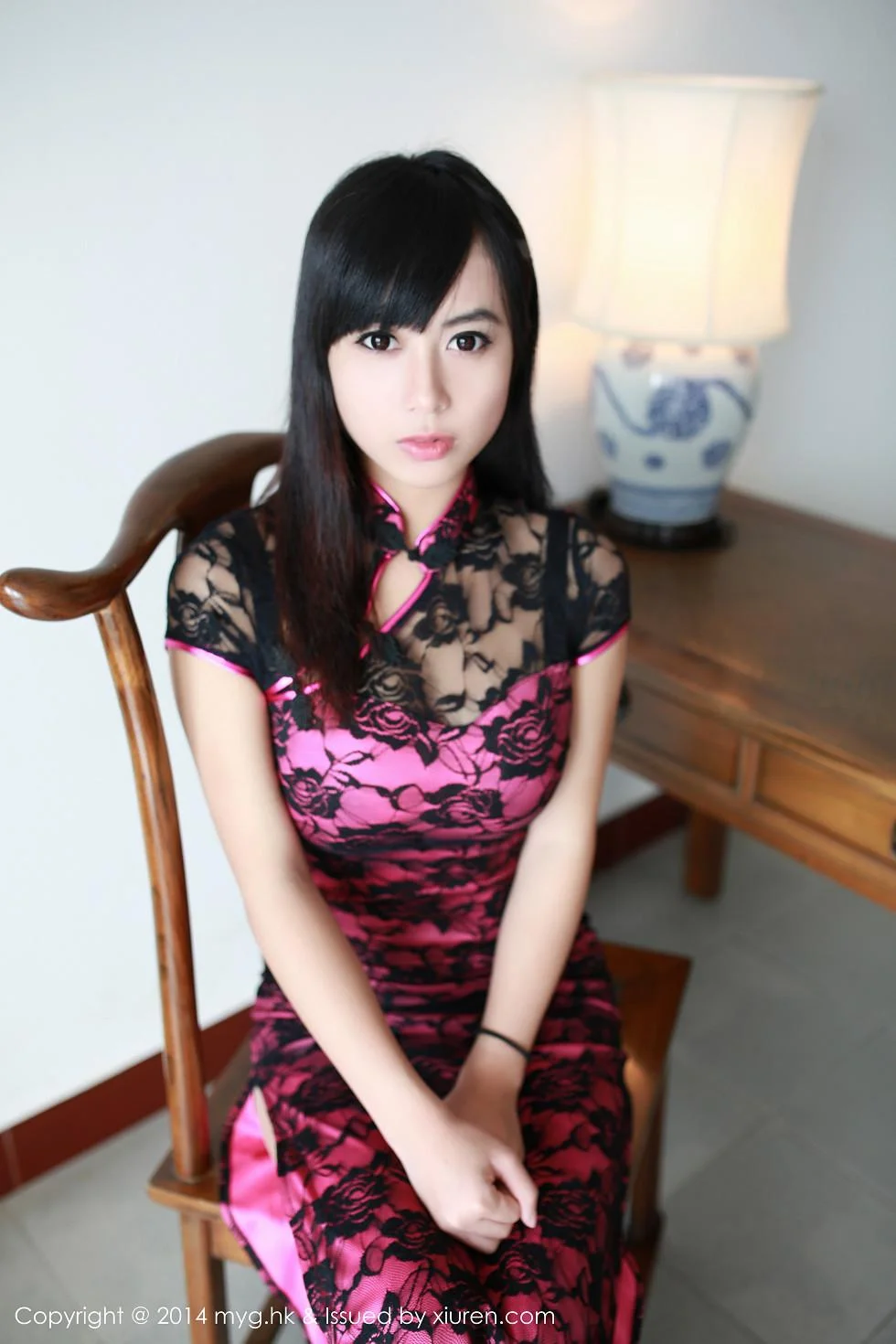 黄可christine红色情趣睡裙真空秀豪乳性感写真 第 19 张