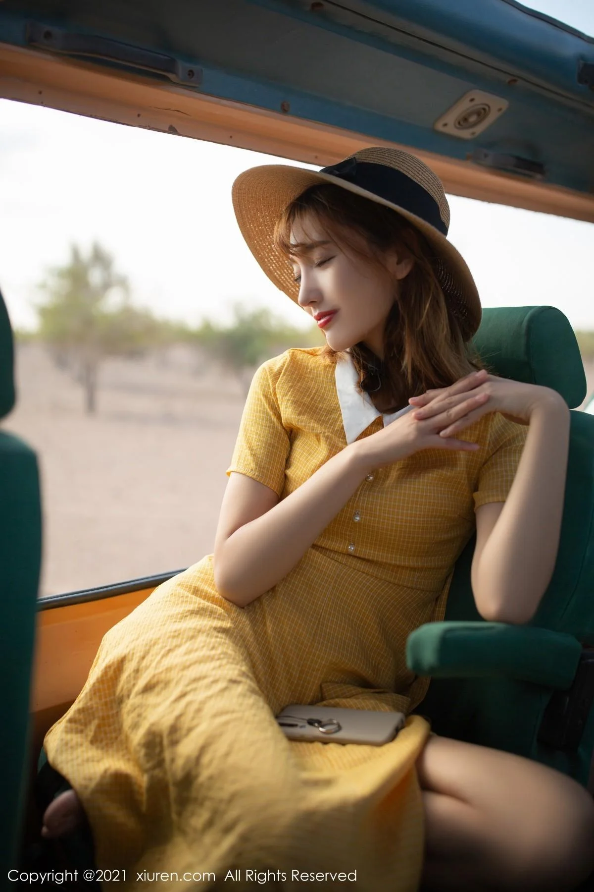 陆萱萱多场景多套服装性感内衣系列秀完美身材绝美写真 第 2 张