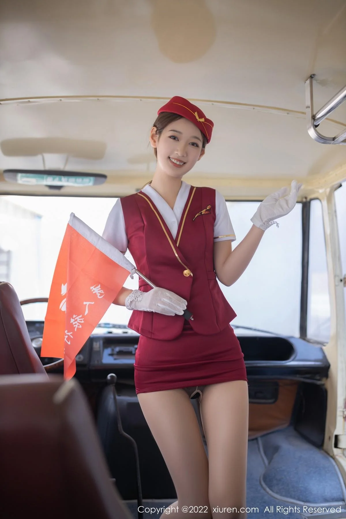 唐安琪角色扮演车内半脱露性感内衣开档肉丝撩人绝美写真 第 4 张
