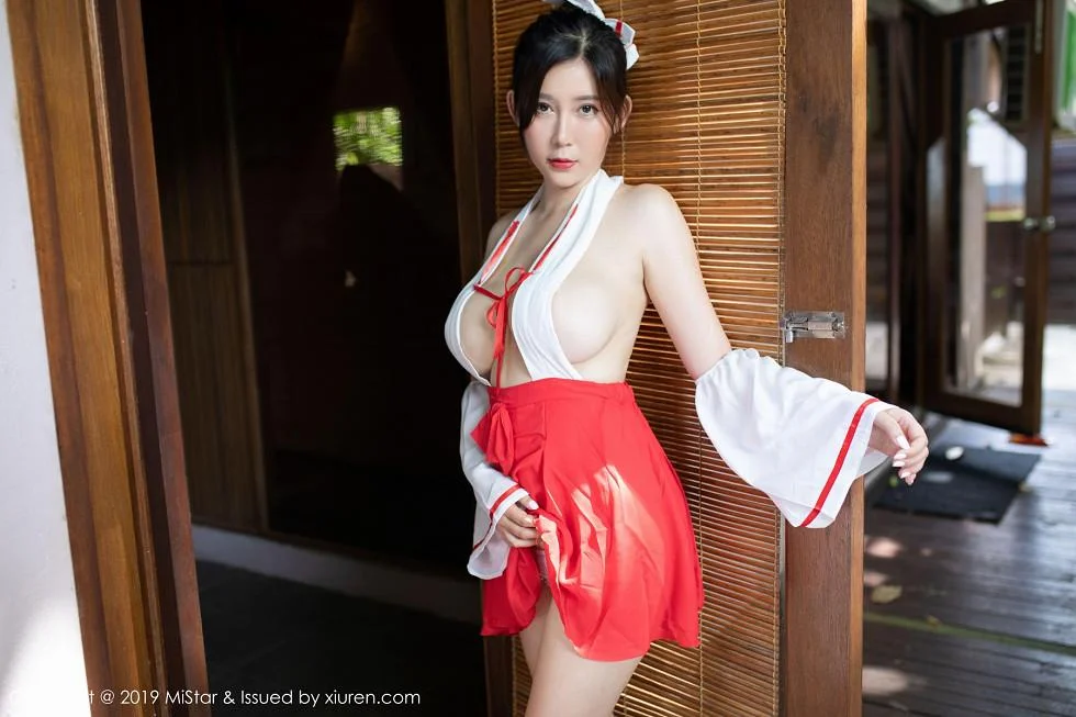 Abby李雅仙本那旅拍私房不知火舞秀火辣身材绝美写真 第 38 张