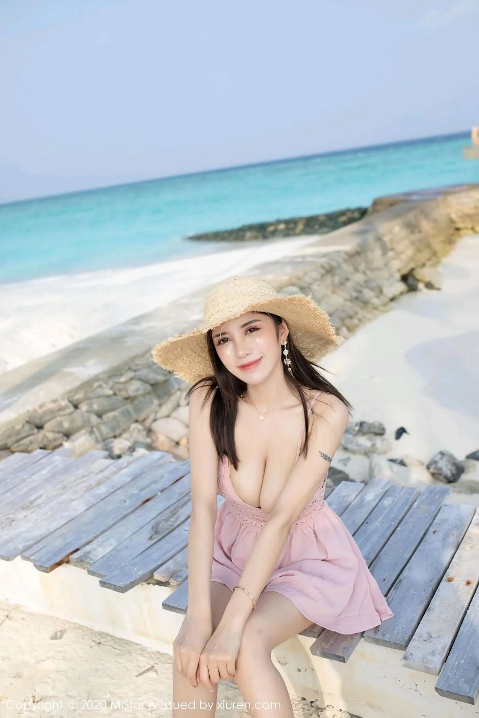 陈思琪Art马尔代夫旅拍沙滩性感比基尼完美绝美写真 第 1 张