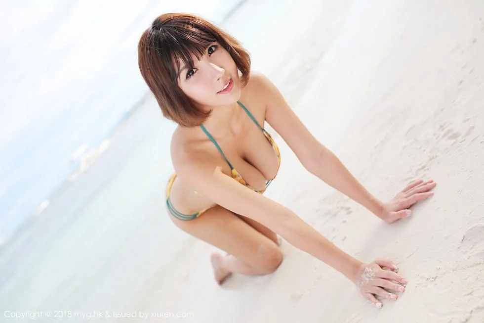 晓茜sunny沙滩边粉色比基尼秀完美身材傲人豪乳绝美写真 第 72 张