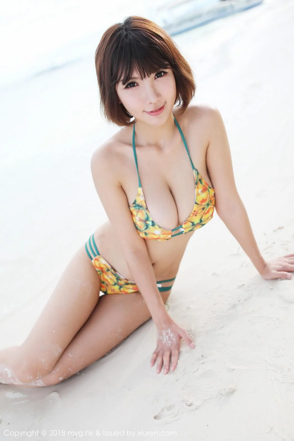 晓茜sunny沙滩边粉色比基尼秀完美身材傲人豪乳绝美写真 第 83 张
