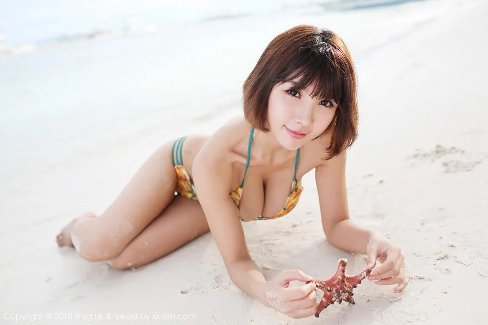 晓茜sunny沙滩边粉色比基尼秀完美身材傲人豪乳绝美写真 第 88 张