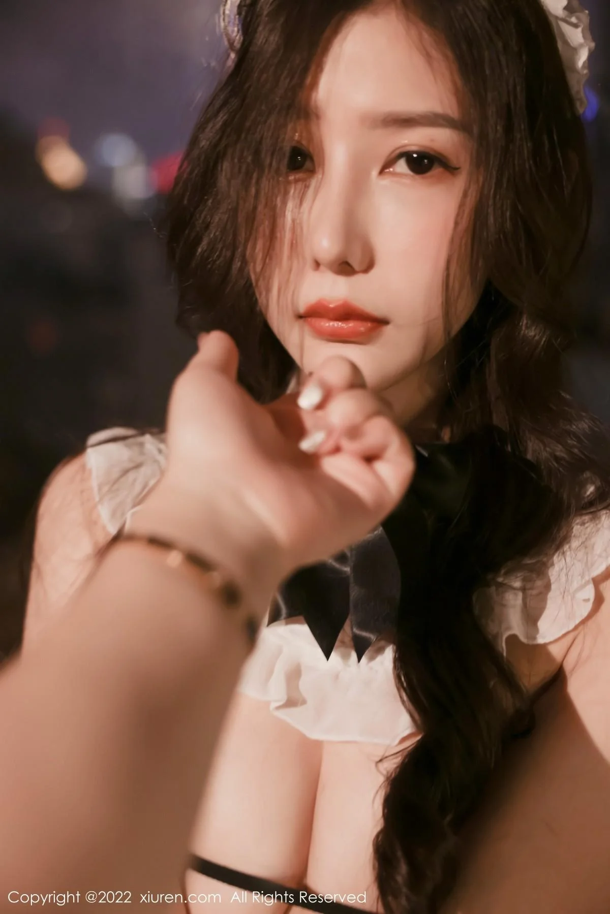 尹甜甜私房性感黑色女仆装情趣捆绑秀完美身材绝美写真 第 36 张