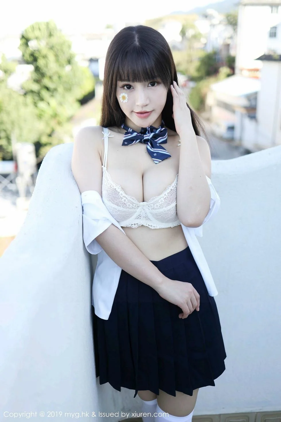 Flower朱可儿大理旅拍户外学生装大胆撩裙绝美写真 第 102 张