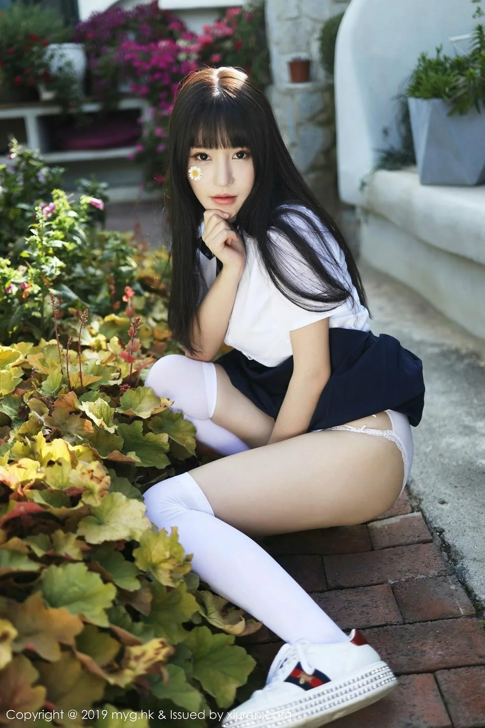 Flower朱可儿大理旅拍户外学生装大胆撩裙绝美写真 第 93 张