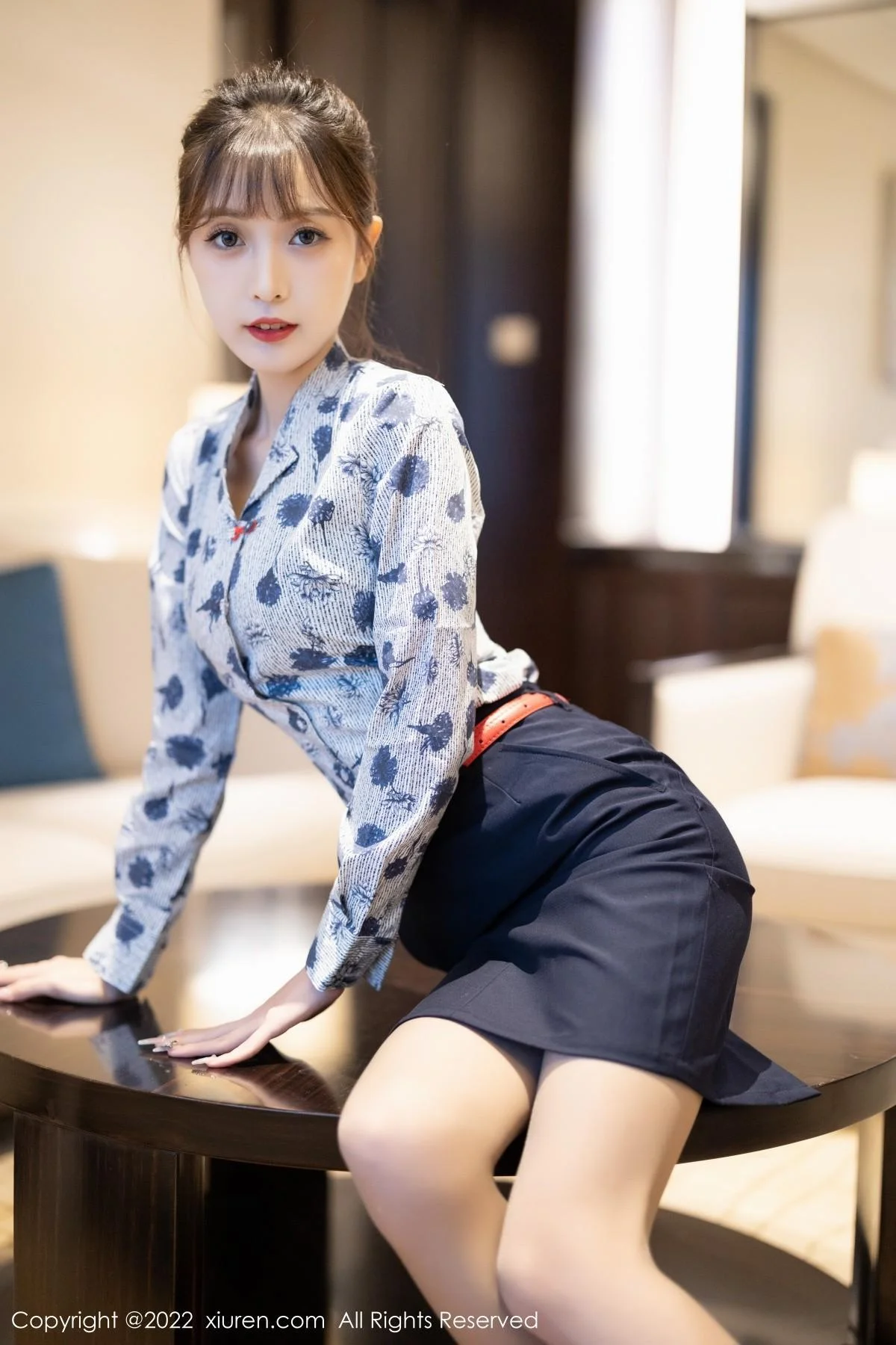 林星阑空姐制服半脱露性感黑色内衣配灰丝裤袜绝美写真 第 24 张