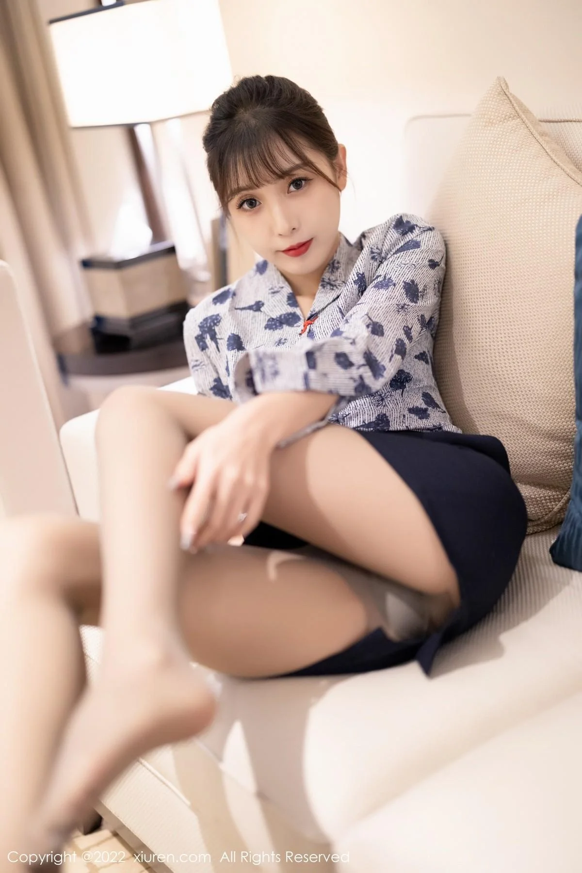 林星阑空姐制服半脱露性感黑色内衣配灰丝裤袜绝美写真 第 43 张