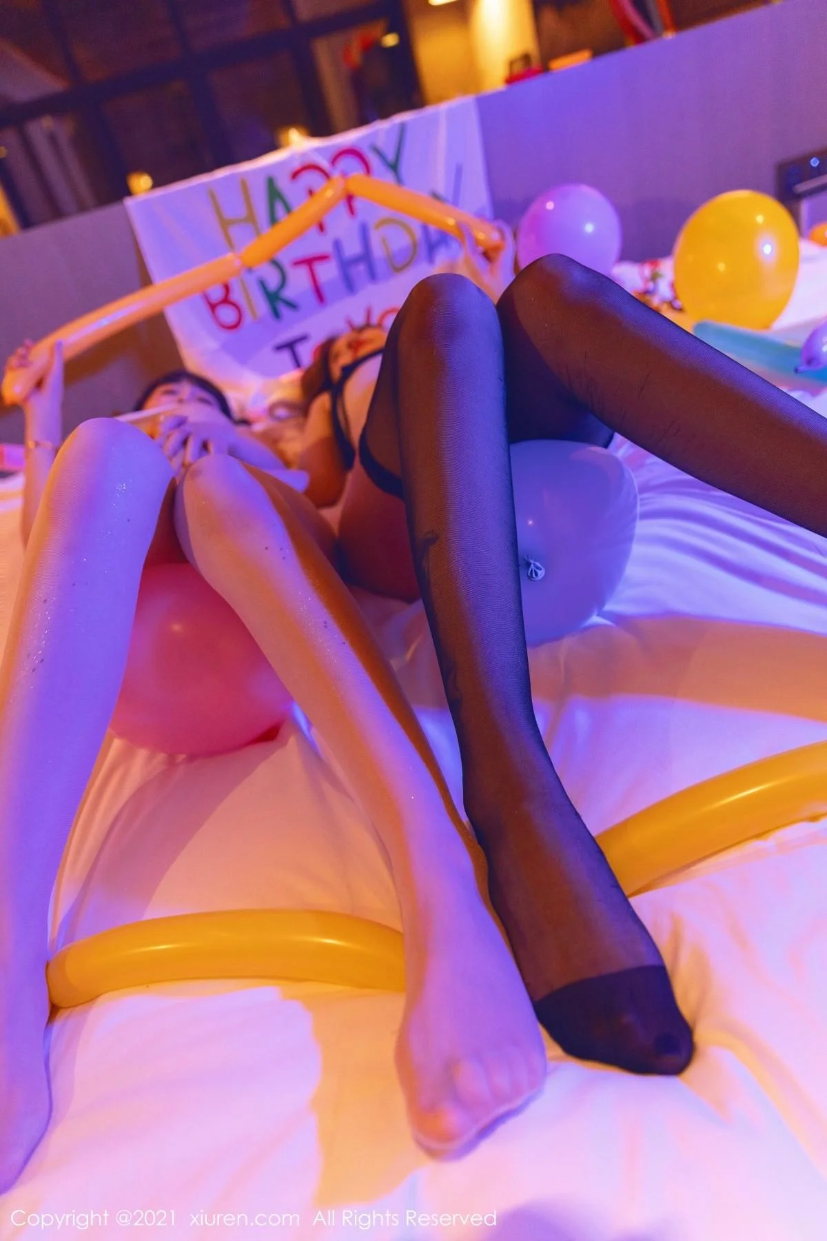 王雨纯＆朱可儿生日party主题私房暗色灯光下撩人绝美写真 第 94 张