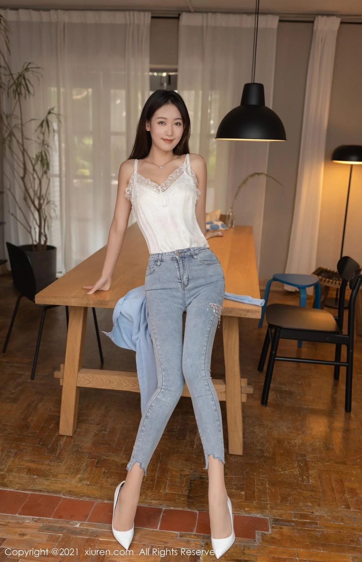 唐安琪新来舍友主题私房脱牛仔裤露超薄肉丝完美绝美写真 第 16 张