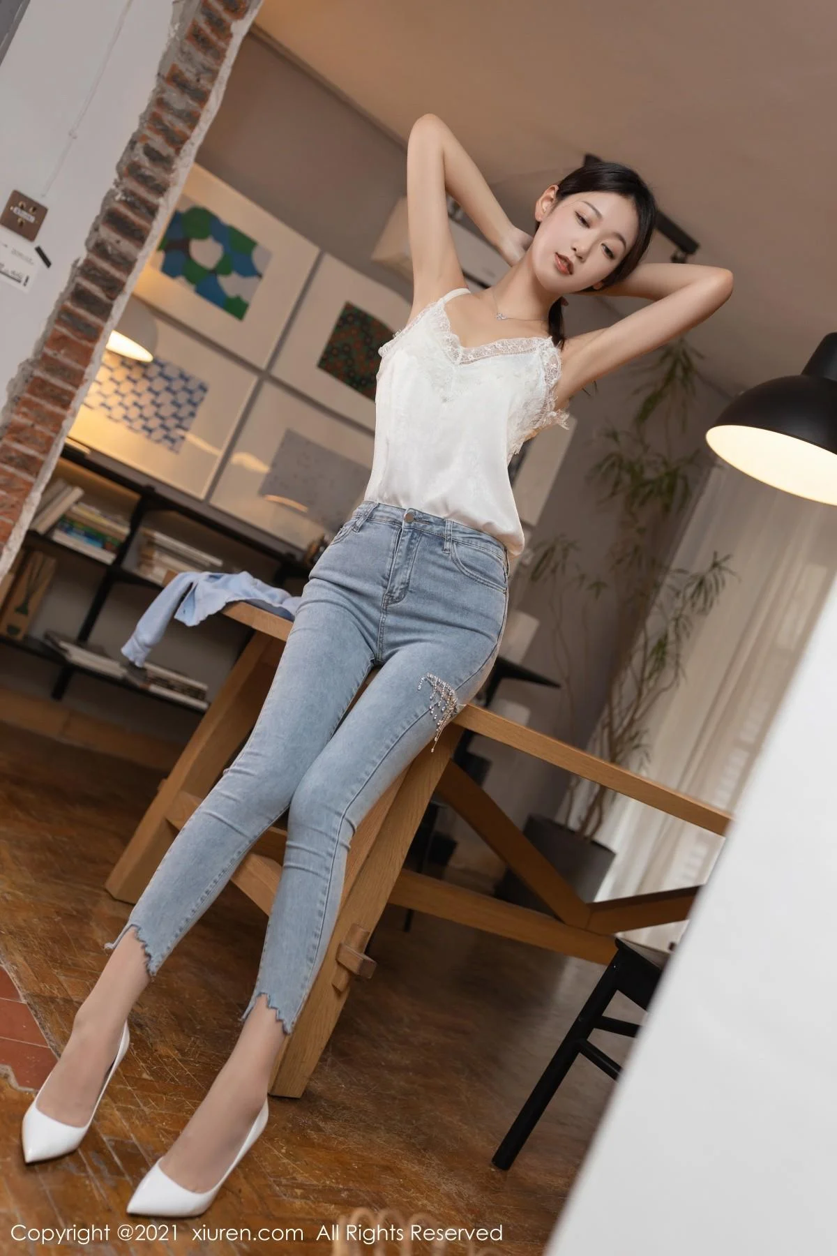 唐安琪新来舍友主题私房脱牛仔裤露超薄肉丝完美绝美写真 第 20 张