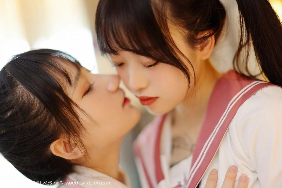最新合集私房性感姐妹花JK制服秀完美身材绝美写真 第 29 张