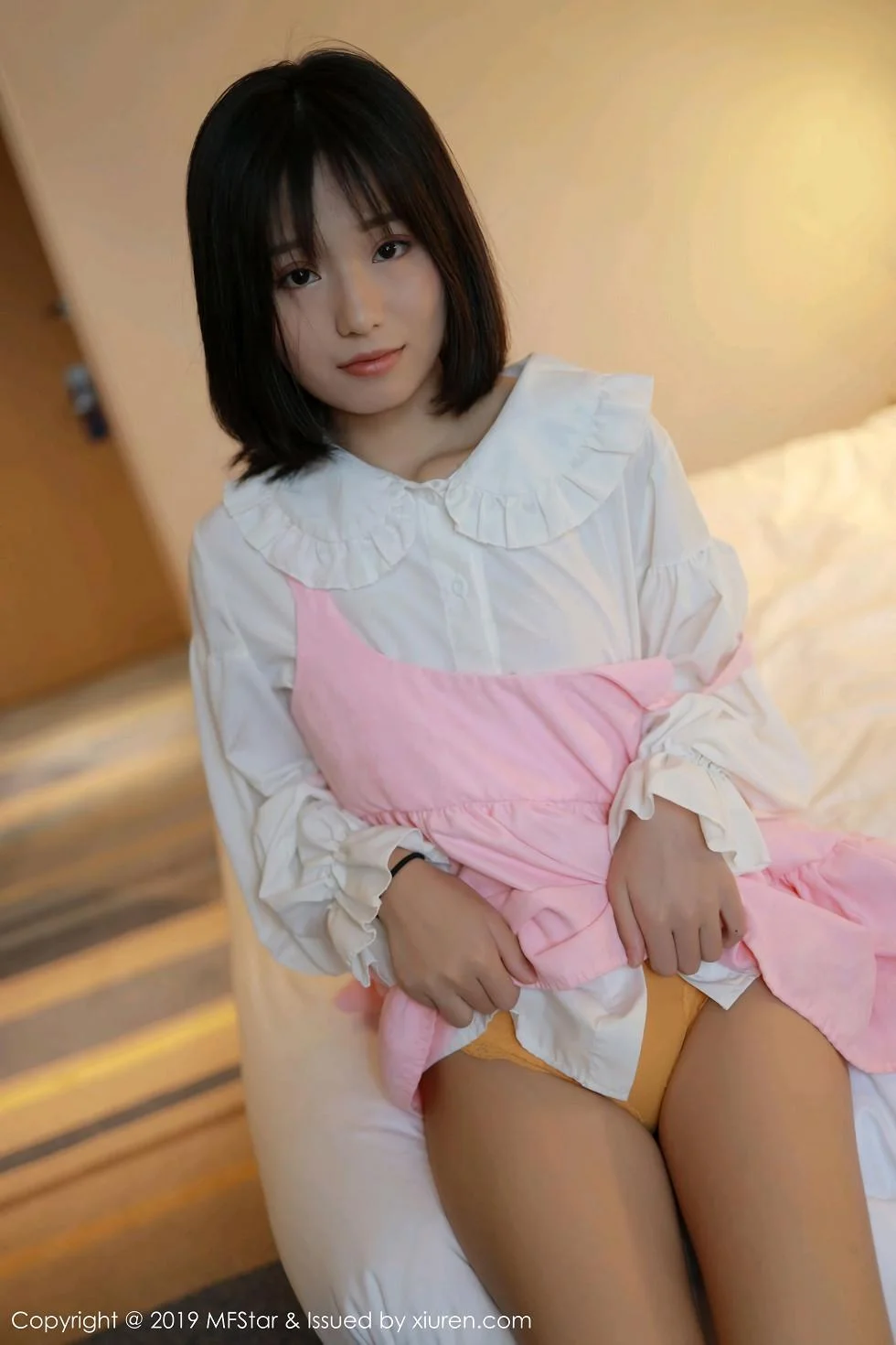 仓井优香居家床上脱性感白衬衣大尺度全裸惹火绝美写真 第 14 张
