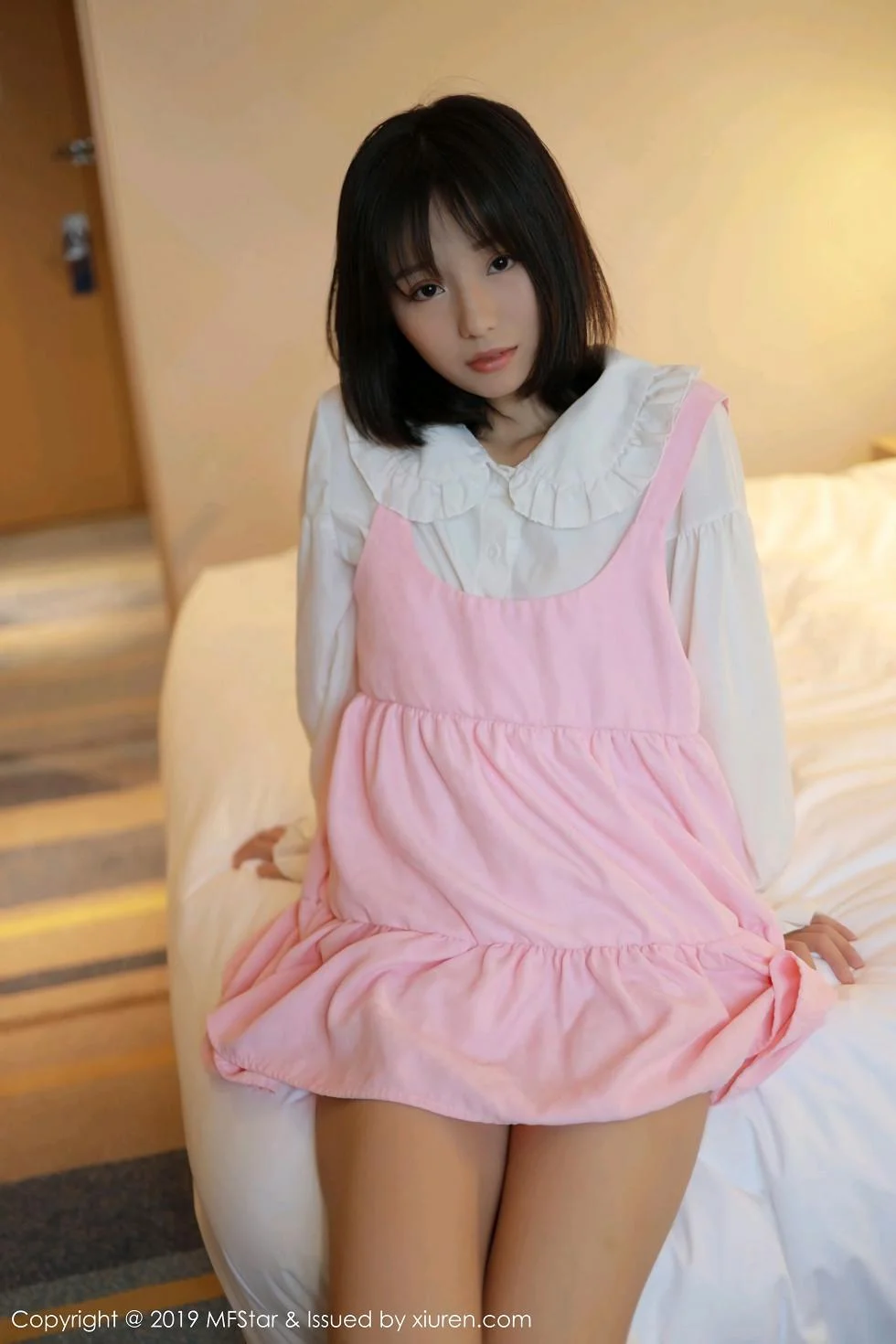仓井优香居家床上脱性感白衬衣大尺度全裸惹火绝美写真 第 6 张