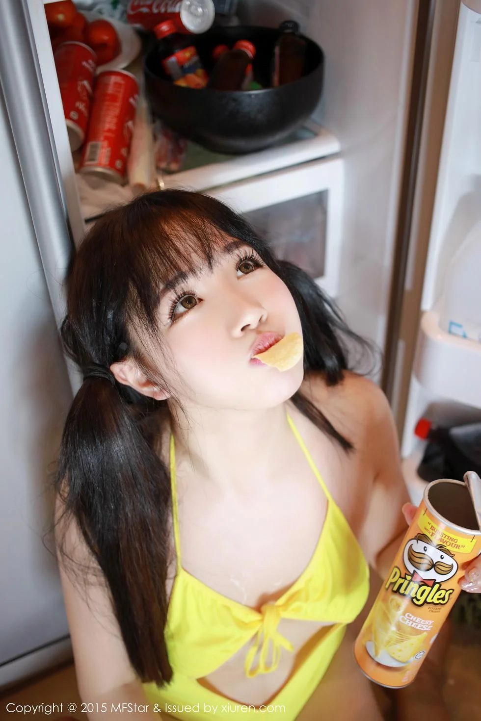 萌妹徐cake白色开档短裙迷人豪乳性感翘臀写真 第 88 张