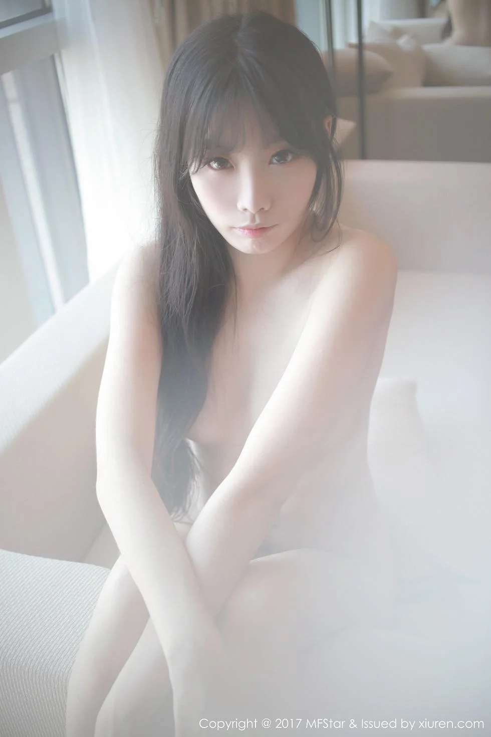 草莓兔兔大尺度私房全裸人体艺术绝美写真 第 20 张
